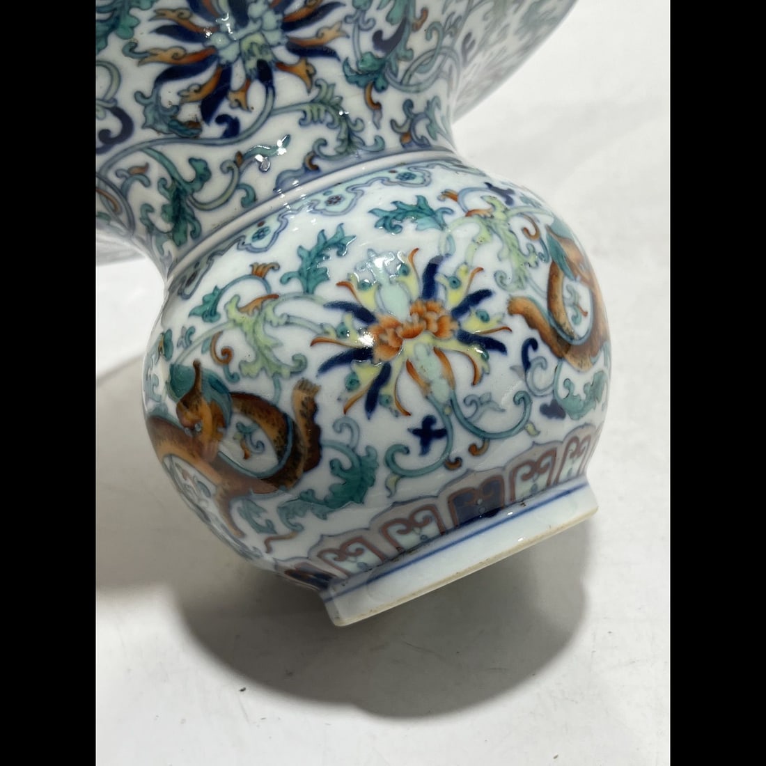 An Exquisite Doucai Dragon Pattern Basin - 9