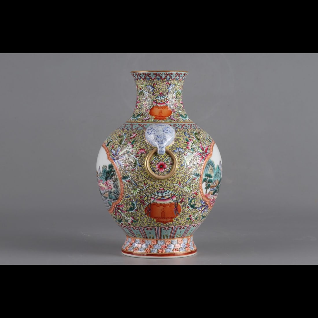 An Exquisite Enamel Landscape Pattern Vase - 2