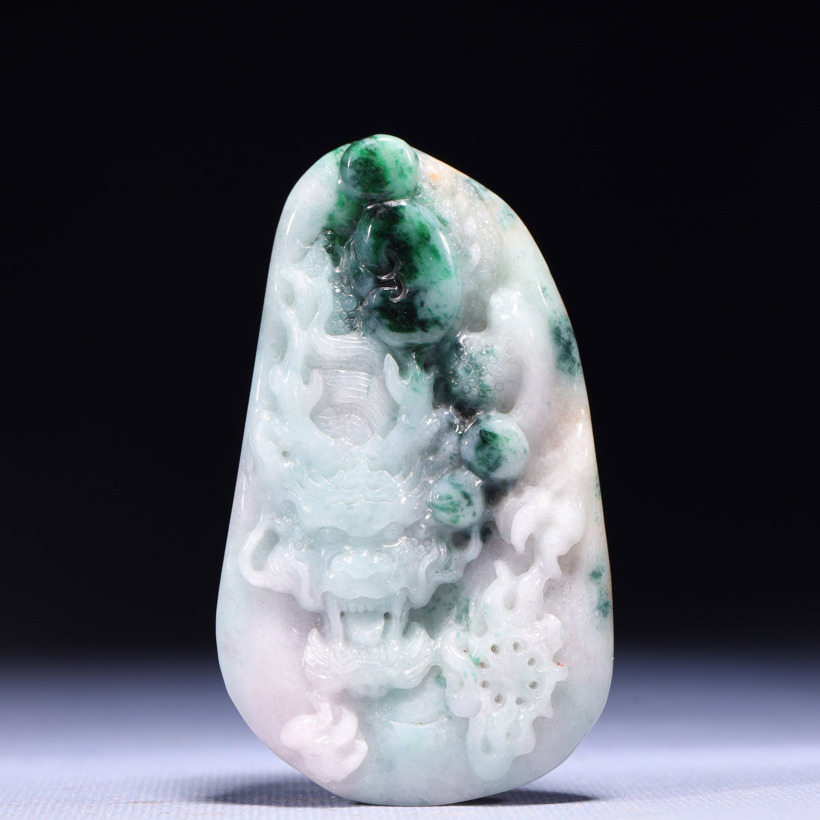 An Exquisite Jadeite Dragon Pattern Pendant (1 of 4)