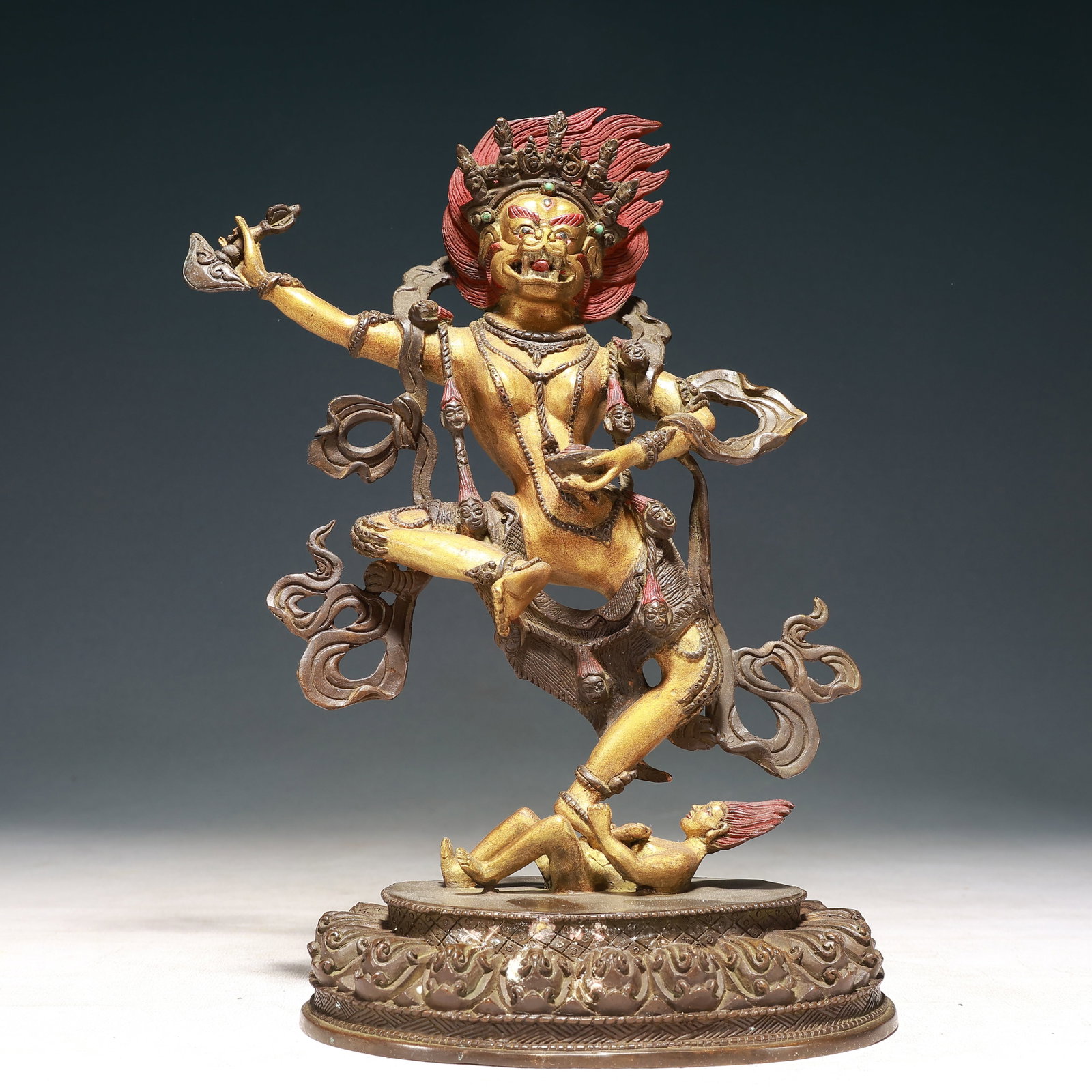 A Solemn Gilt Bronze Statue of Dakini,With Inscription: A Solemn Gilt Bronze Statue of Dakini,With Inscription,Qing Dynasty,China,Size:8.3inx4.3inx11.4in,Weight:2250g
