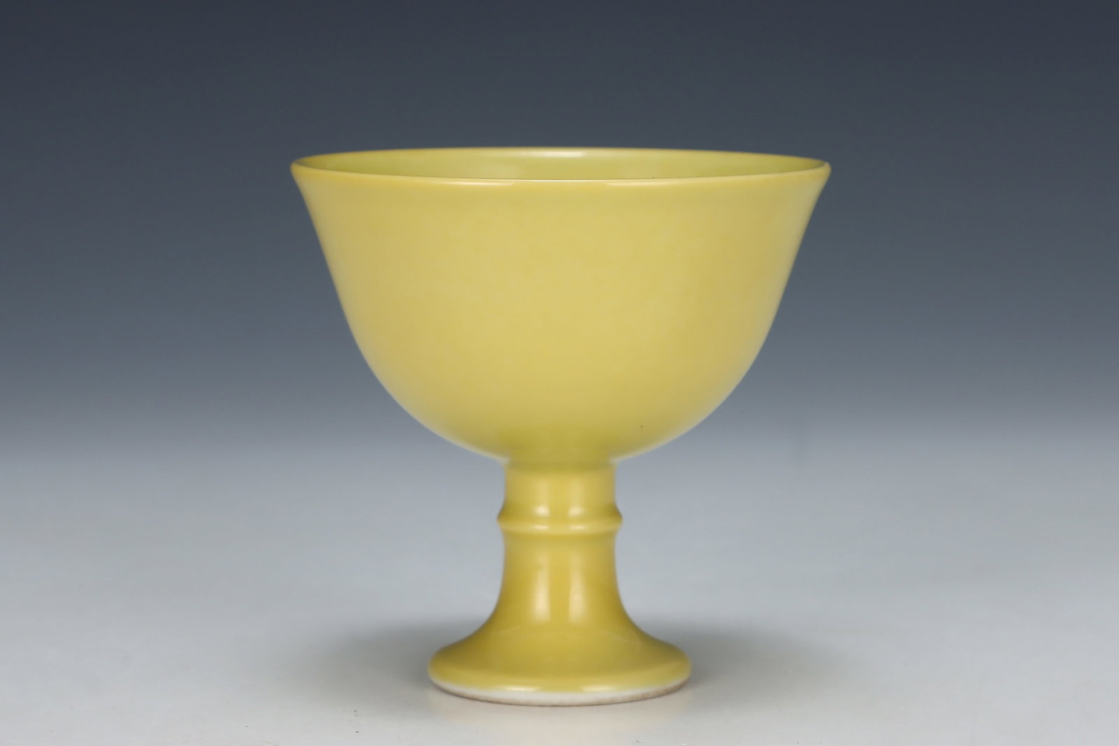 An Exquisite Yellow Glazed Stem Cup - 3
