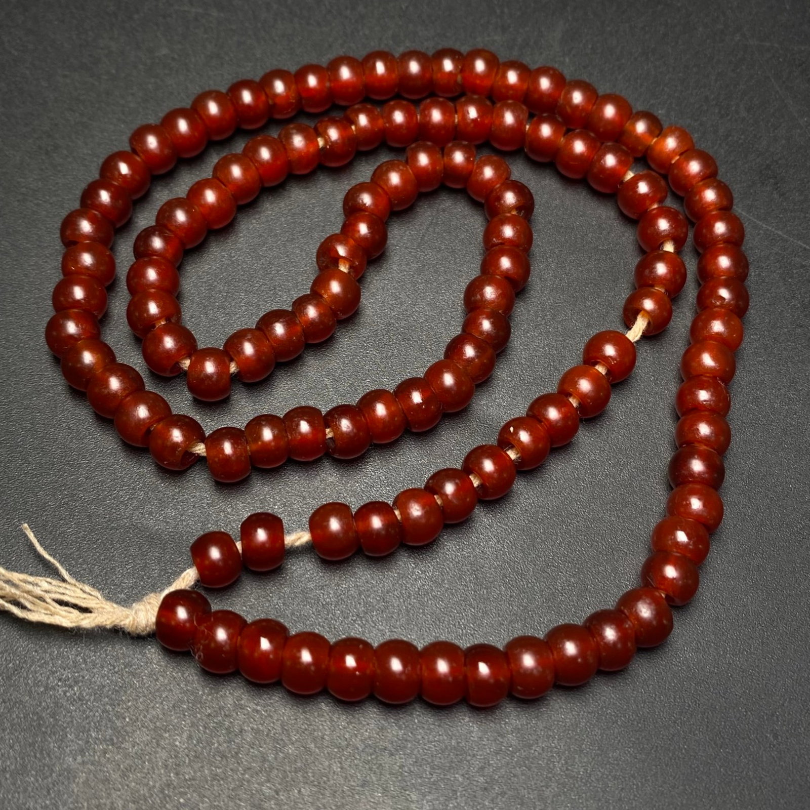 A Precious Agate Necklace - 4