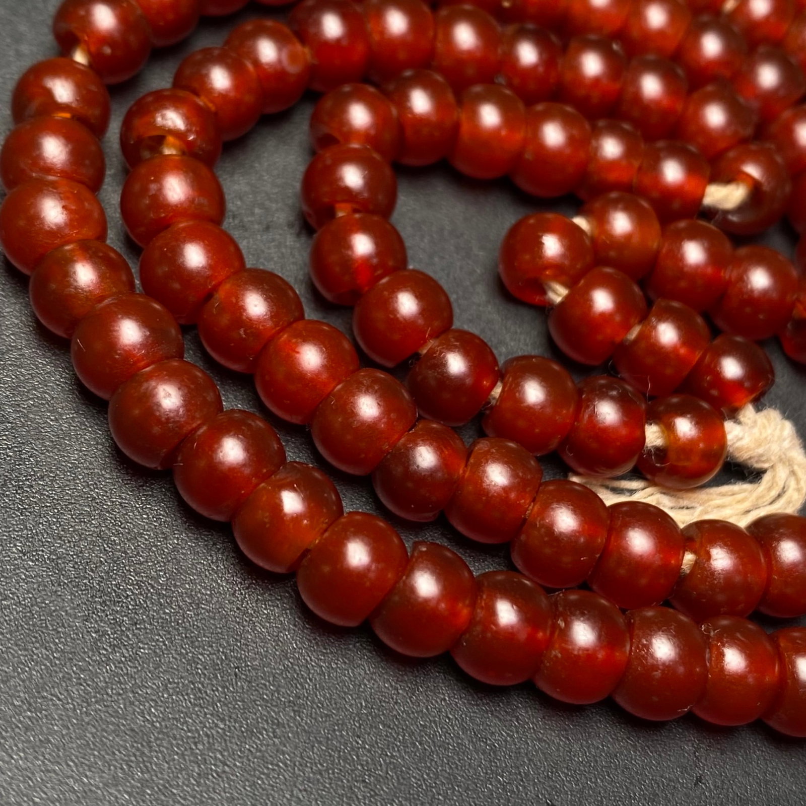 A Precious Agate Necklace - 8