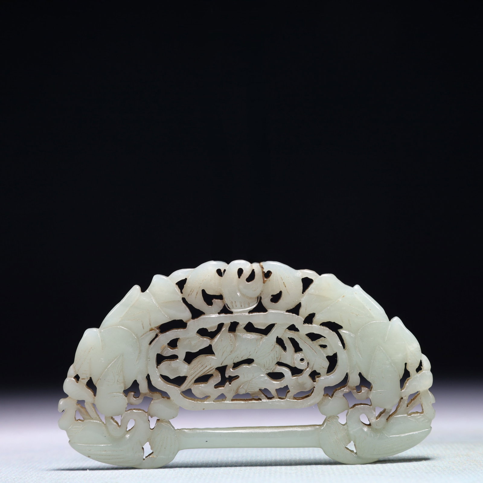 An Exquisite White Jade Kylin Pattern Pendant: An Exquisite White Jade Kylin Pattern Pendant,Qing Dynasty,China,Size:3.3inx1.8in,Weight:28.2g 白玉麒麟纹佩,中国清代