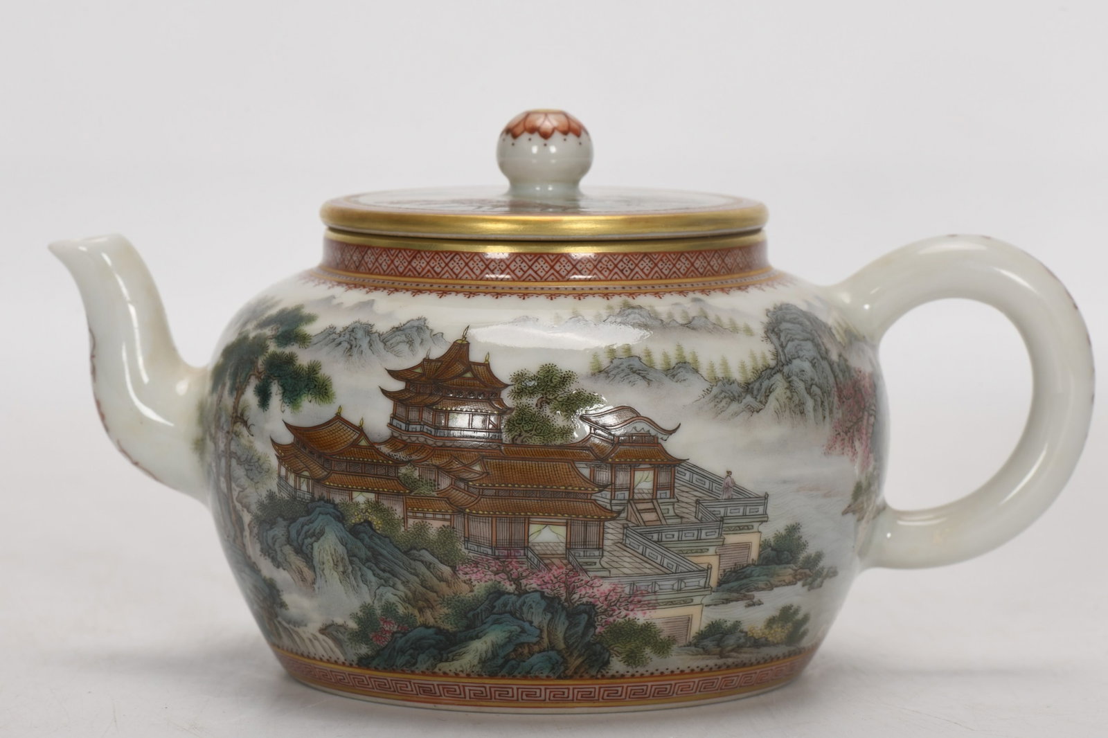 An Exquisite Enamel Landscape Pattern Teapot,with poem (1 of 8)