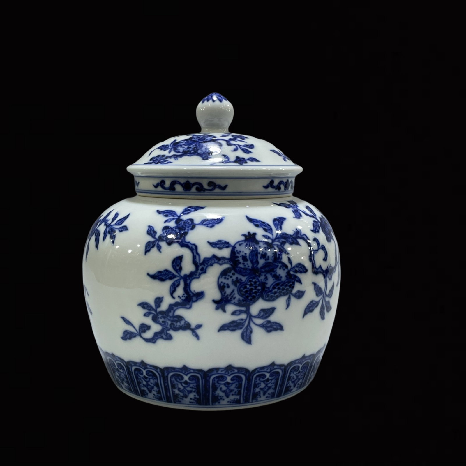 An Exquisite Blue and White Flower and Fruit Pattern Jar with Cover (1 of 7)