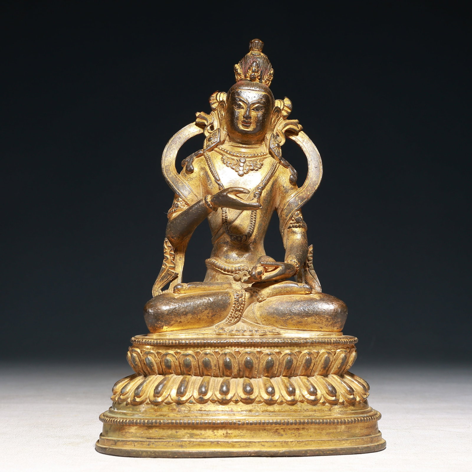 A Solemn Gilt Bronze Statue of Tara: A Solemn Gilt Bronze Statue of Tara,Qing Dynasty,China,Size:5.9inx3.9inx9.1in,Weight:2300g 铜鎏金度母像,中国清代