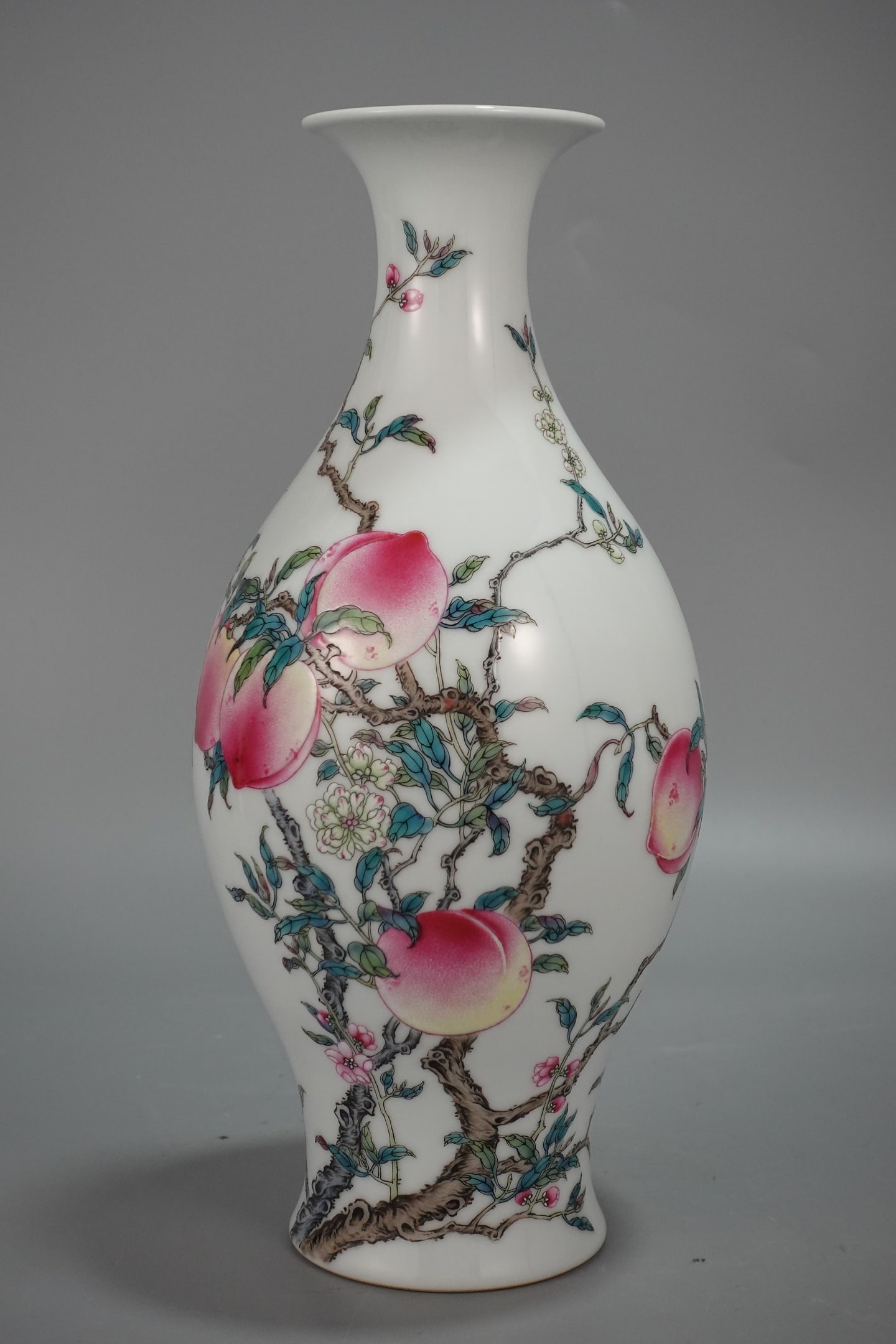 A Rare Famille-Rose Bats and Peach Pattern Vase: A Rare Famille-Rose Bats and Peach Pattern Vase,Qing Dynasty,China,Yongzheng Six-character Mark,Size:12.4inx5.5in