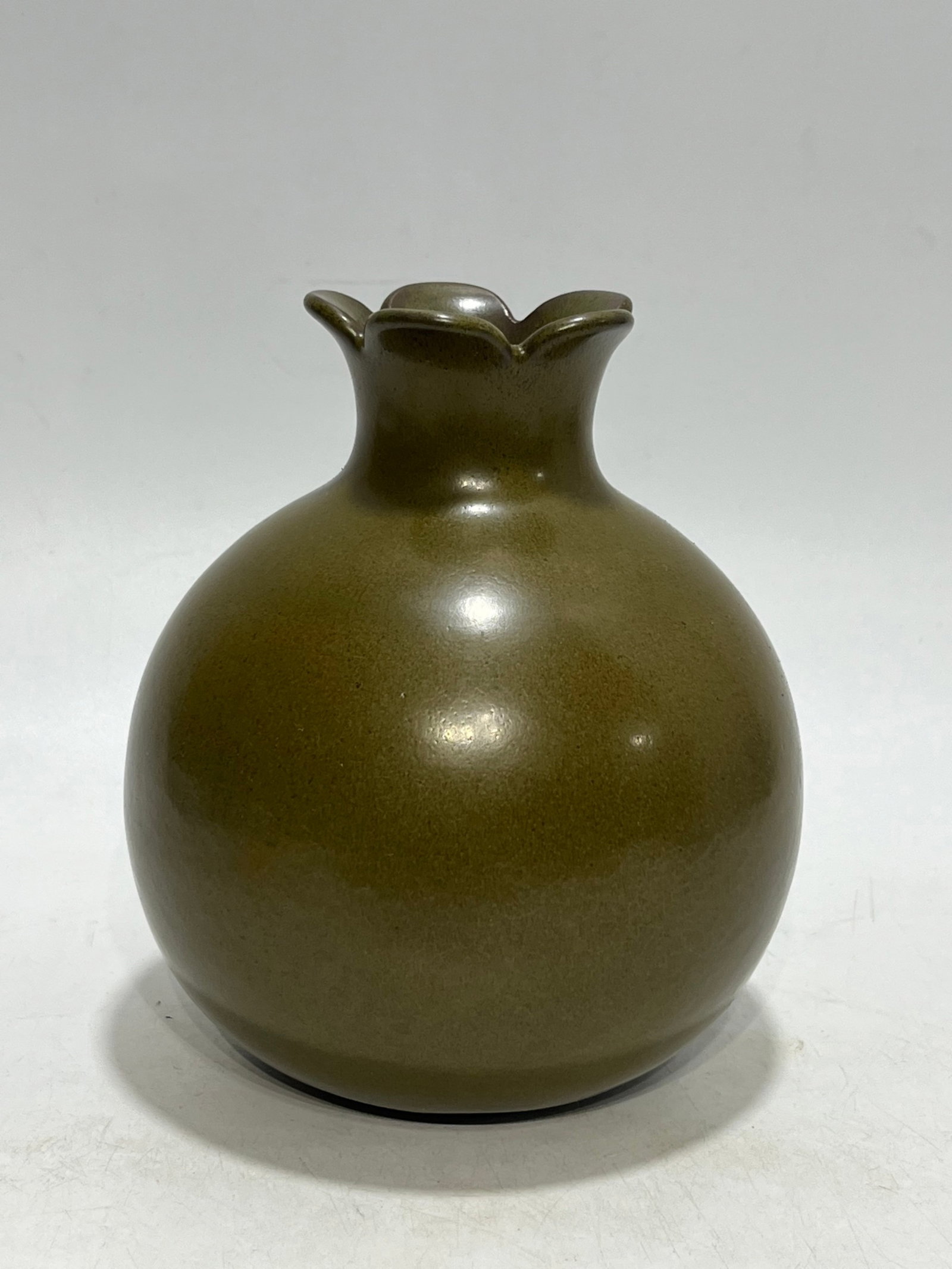 An Exquisite Teadust Glazed Pomegranate-Shaped Vase: An Exquisite Teadust Glazed Pomegranate-Shaped Vase,Qing Dynasty,China,Qianlong Six-character Mark,Size:7.5in