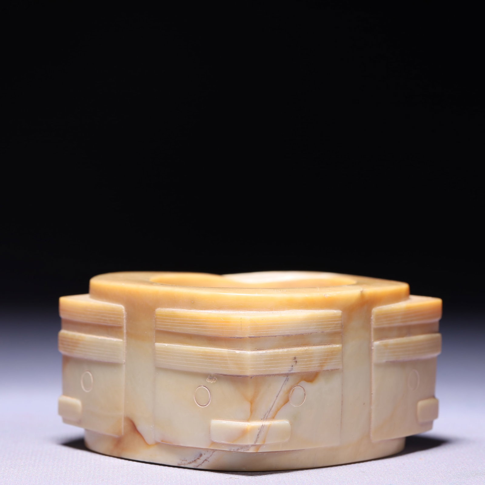 An Archaic Hongshan Culture Yellow Jade Beast-Face Pattern Jade Cong: An Archaic Hongshan Culture Yellow Jade Beast-Face Pattern Jade Cong,Ancient Time,China,Size:2.8inx1.6in,Weight:315g 红山文化黄玉兽面纹玉