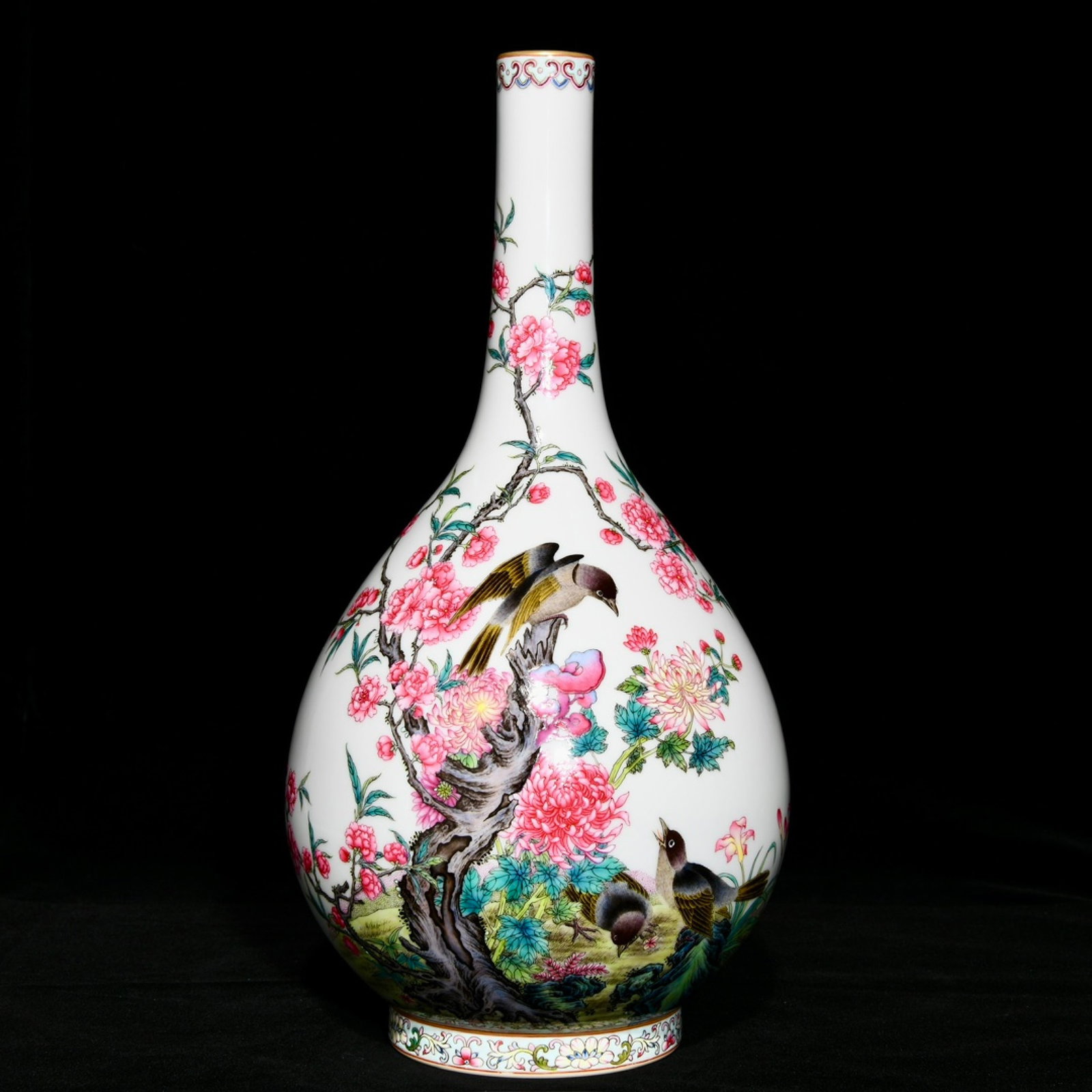 A Rare Famille-Rose Flower and Bird Pattern Vase,with poem: A Rare Famille-Rose Flower and Bird Pattern Vase,with poem,Qing Dynasty,China,Yongzheng Six-character Mark,Size:13.4inx6.7in 粉彩花鸟纹瓶,带诗文,&