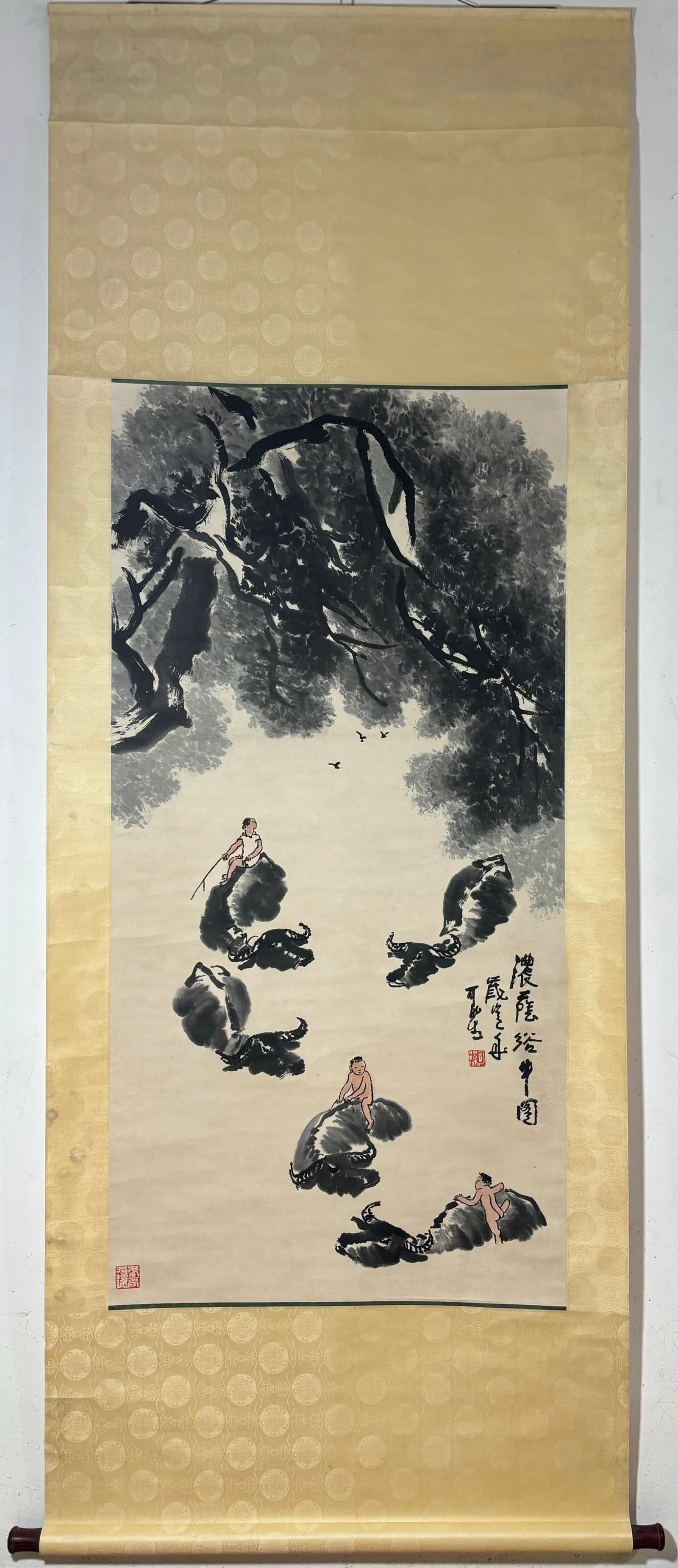 A Chinese Vertical Scroll Ink Painting of Character and Story on Paper: A Chinese Vertical Scroll Ink Painting of Character and Story on Paper,Li Keran,Size:53inx26.4in