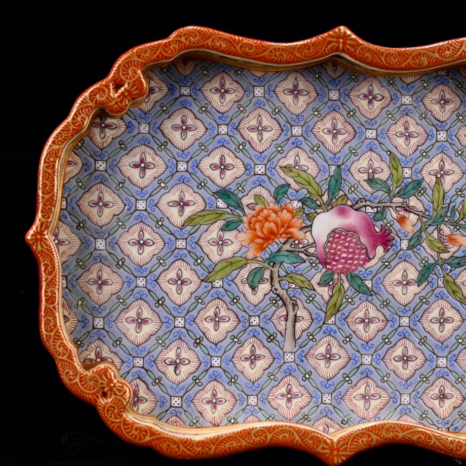 An Exquisite Enamel Flower Pattern Brush Washer - 8