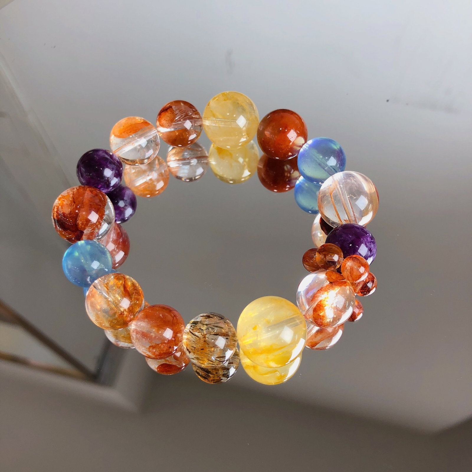 An Exquisite Crystal Bracelets - 2