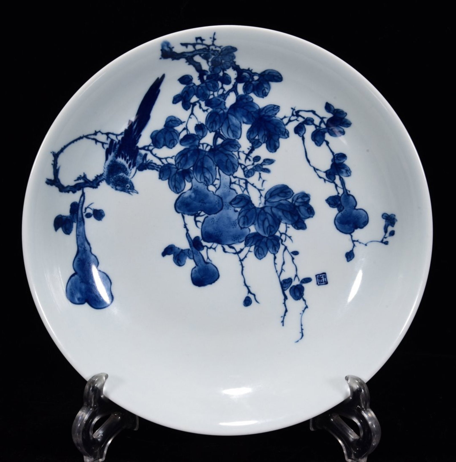 An Exquisite Blue and White Gourd Pattern Plate: An Exquisite Blue and White Gourd Pattern Plate,the Republic of China,With Mark,Size:2inx8.7in