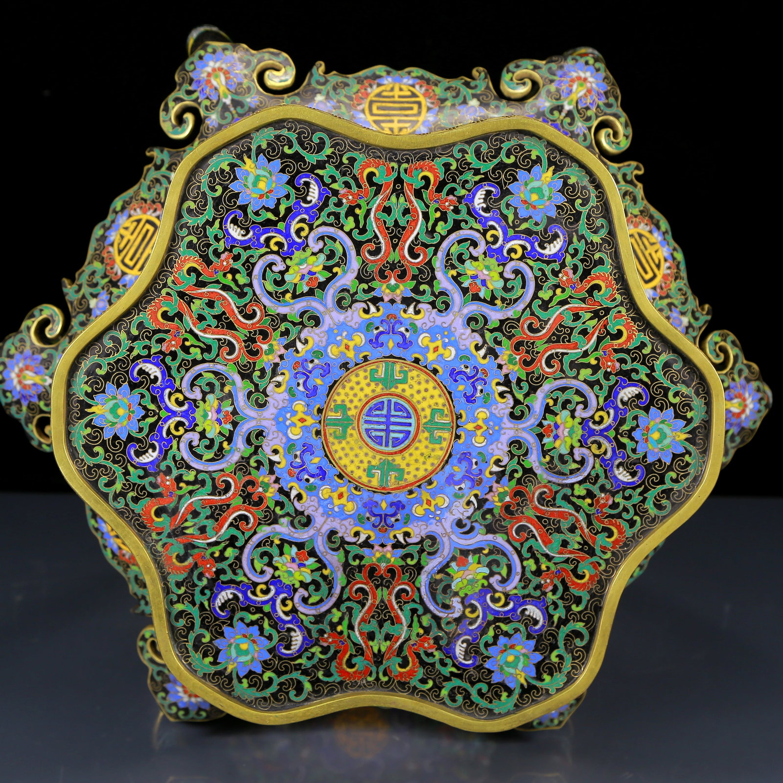 A Pair of Huge Cloisonne Auspicious Cloud and Crane Pattern Stools - 10