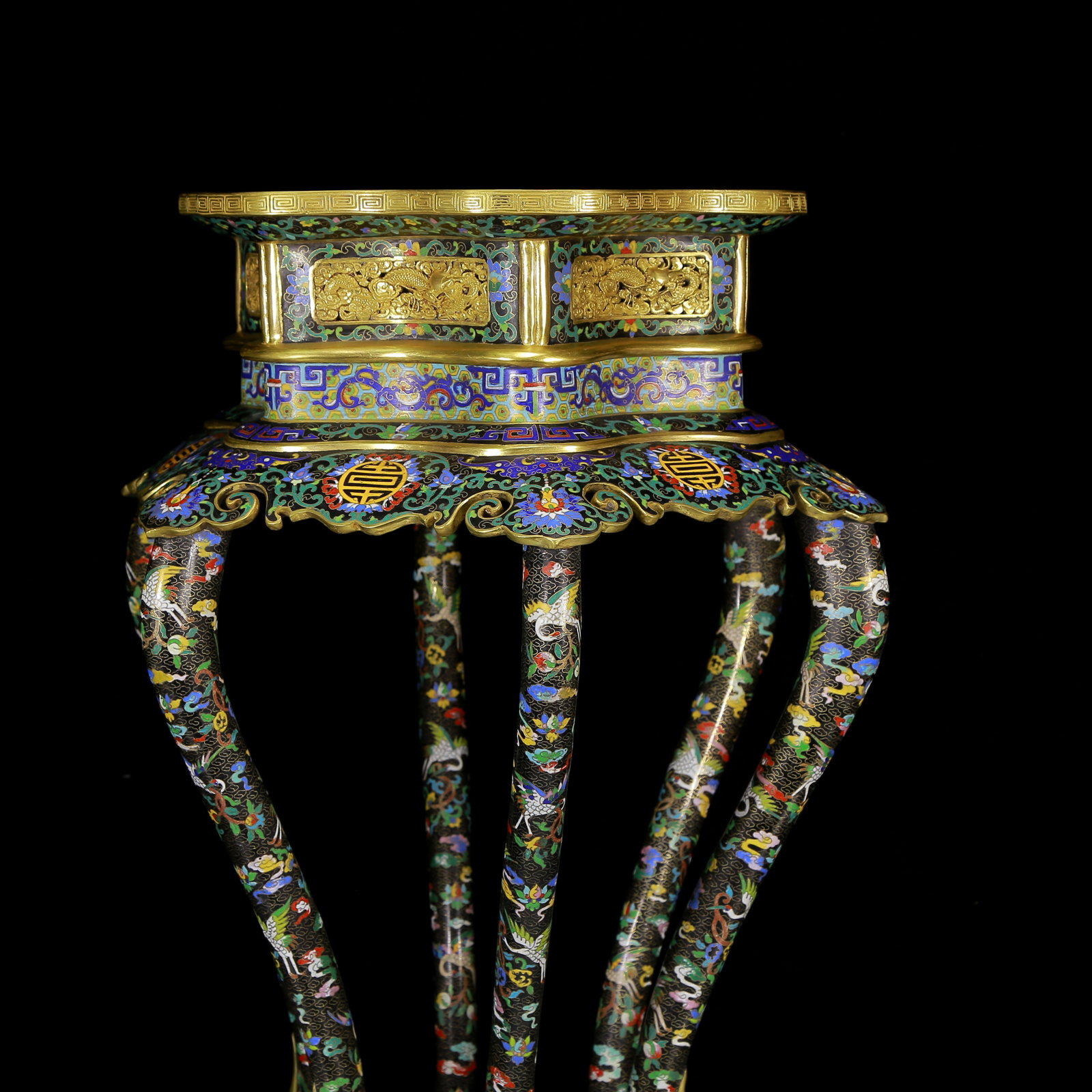 A Pair of Huge Cloisonne Auspicious Cloud and Crane Pattern Stools - 13