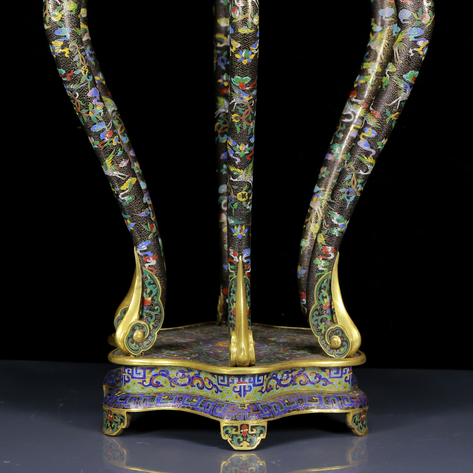 A Pair of Huge Cloisonne Auspicious Cloud and Crane Pattern Stools - 6