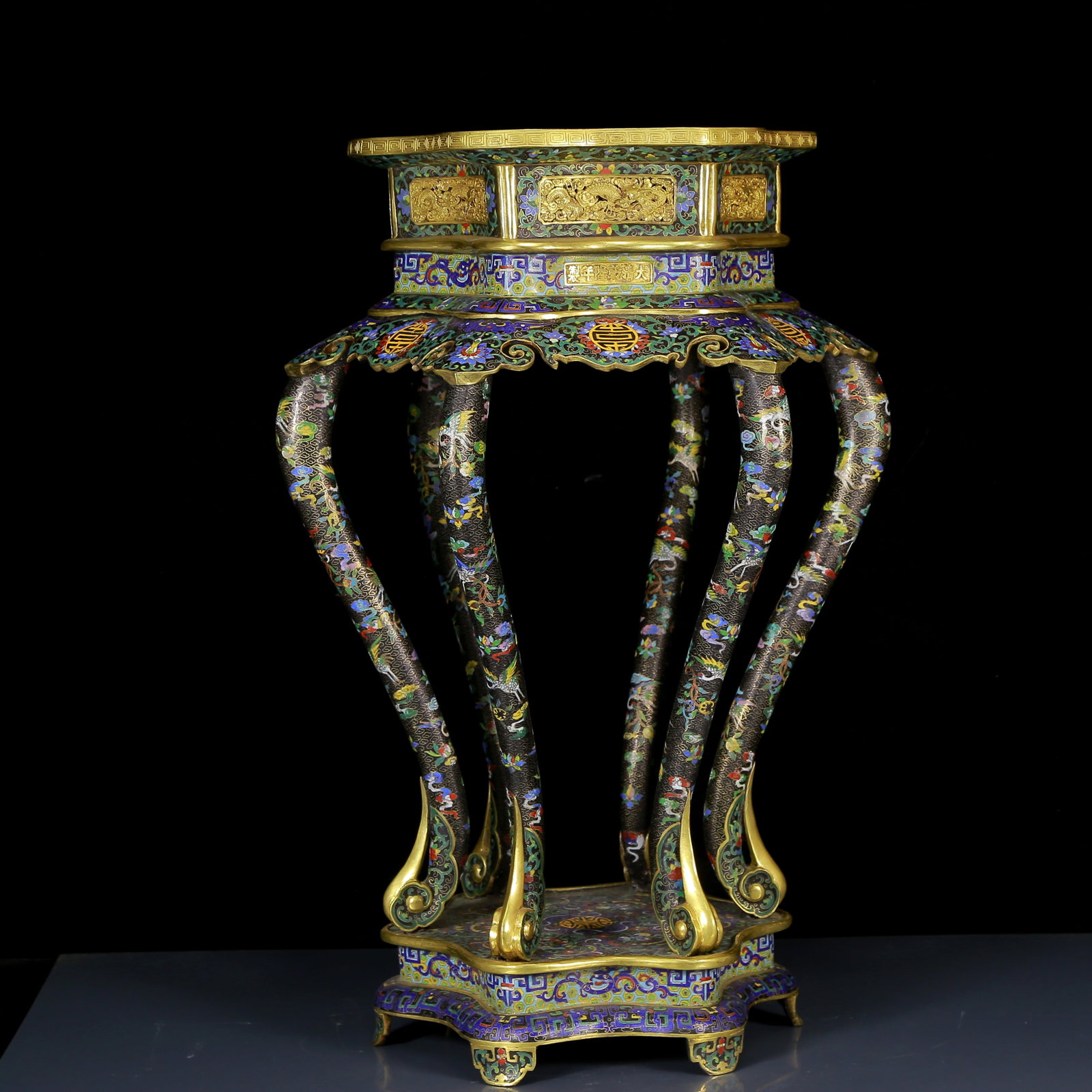 A Pair of Huge Cloisonne Auspicious Cloud and Crane Pattern Stools - 8