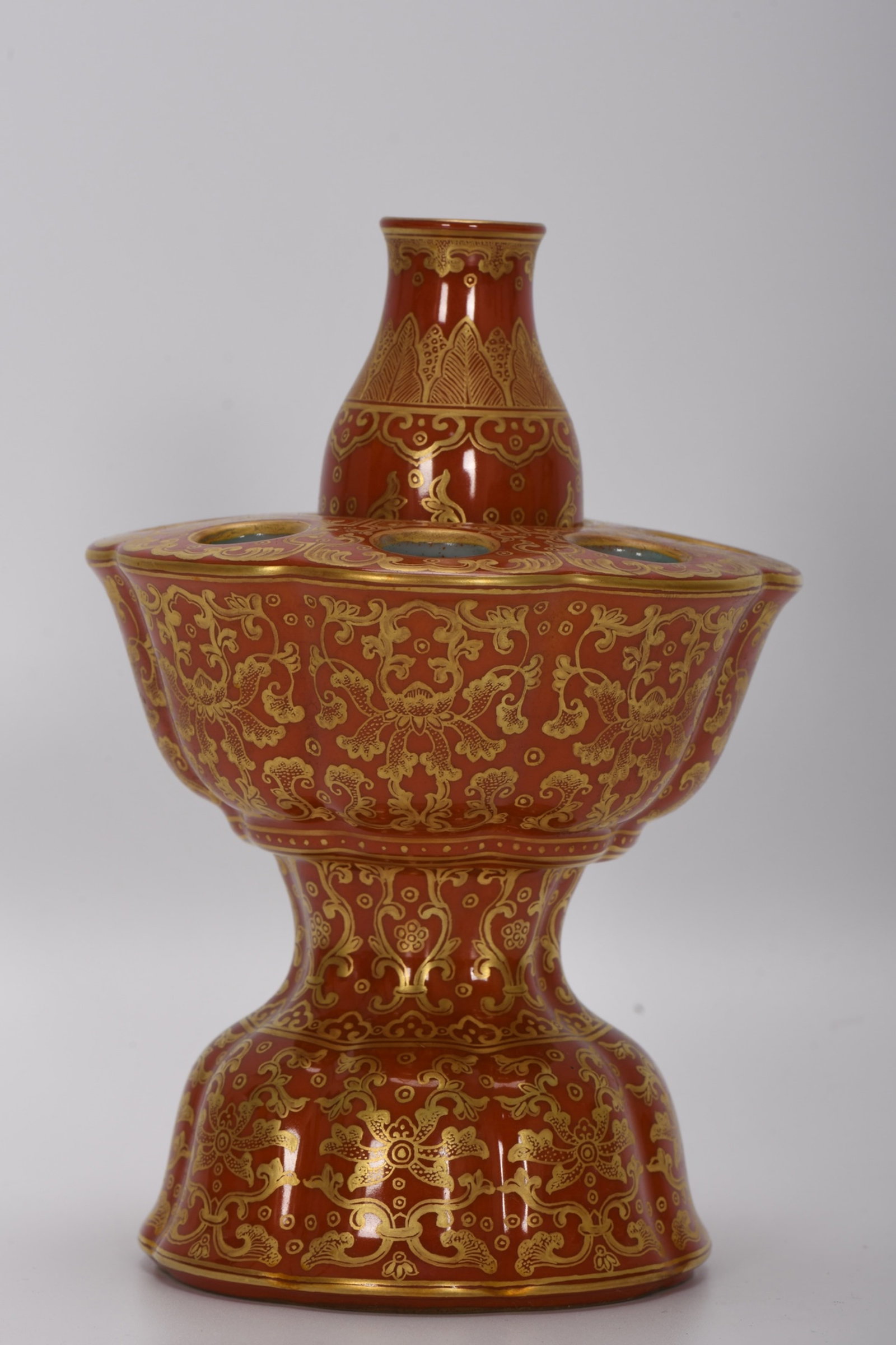 An Exquisite Coral Red Glazed Painted Gold Lotus Pattern Vase: An Exquisite Coral Red Glazed Painted Gold Lotus Pattern Vase,Qing Dynasty,China,Qianlong Four-character Mark,Size:6.3inx4.2in 珊瑚红描金缠枝莲纹&
