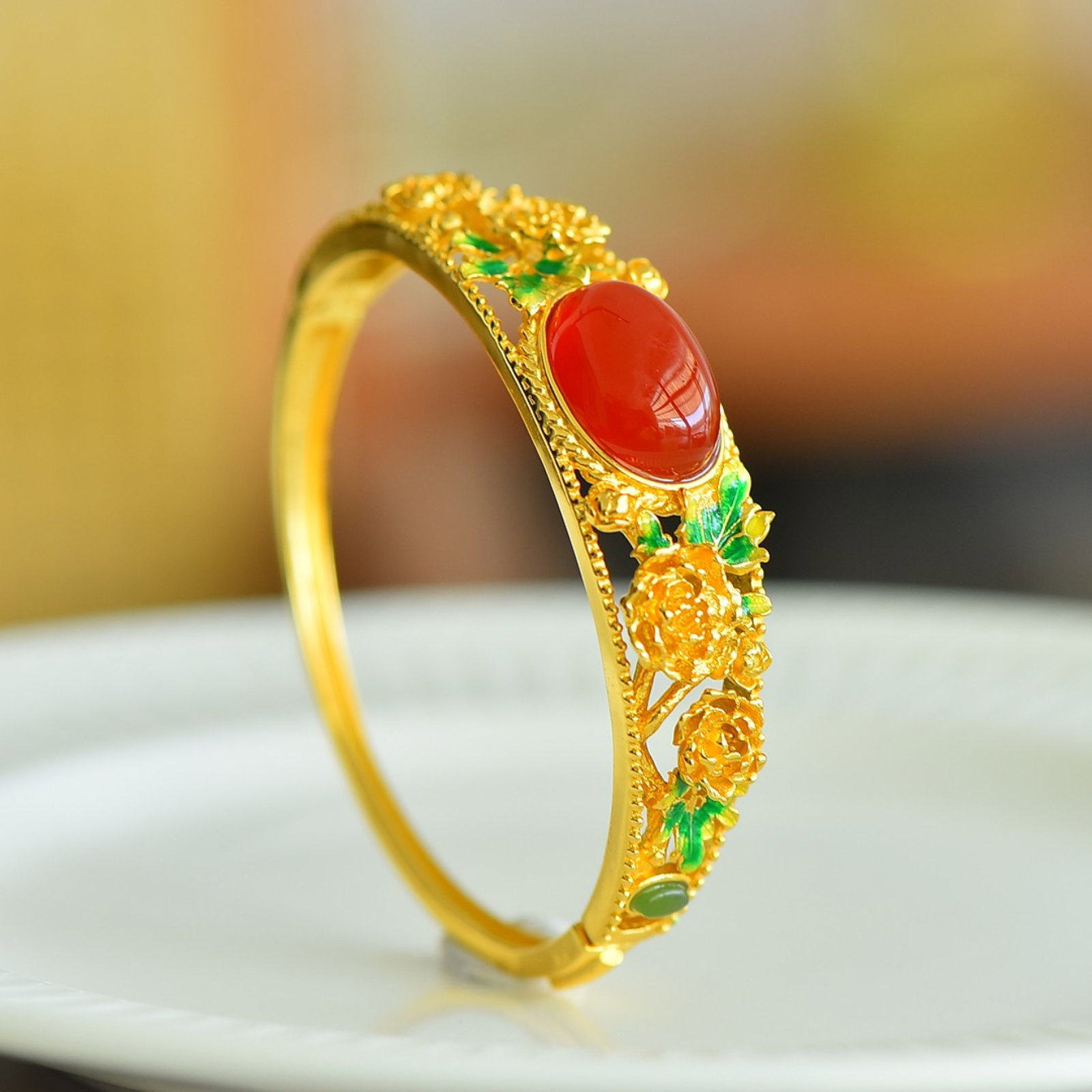 An Exquisite Sterling Silver-Gold Plated Inlaid Agate Enamel Bracelets,Inlaid Jasper: An Exquisite Sterling Silver-Gold Plated Inlaid Agate Enamel Bracelets,Inlaid Jasper,Size:0.5inx0.7in