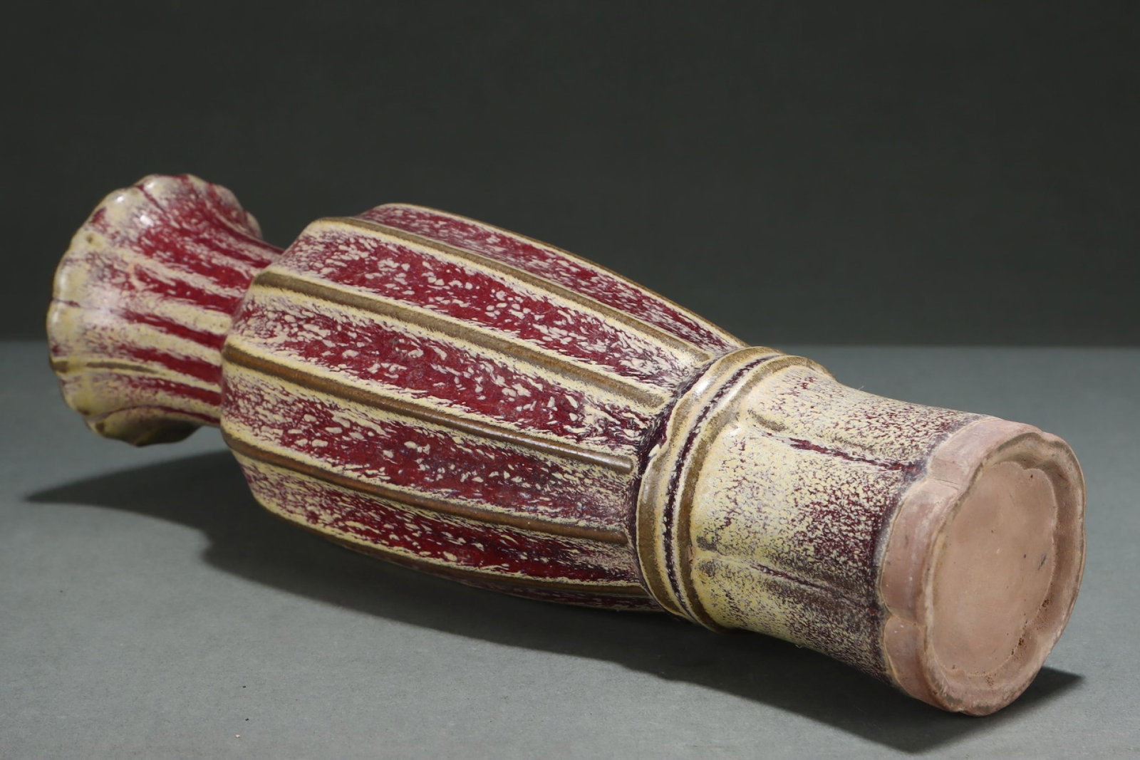 A Rare Red Glazed Vase - 7