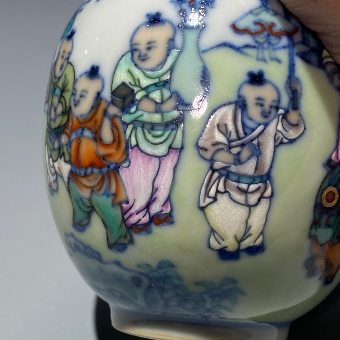 An Exquisite Doucai Figure Pattern Jar - 6