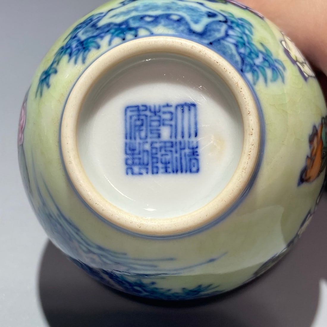 An Exquisite Doucai Figure Pattern Jar - 8