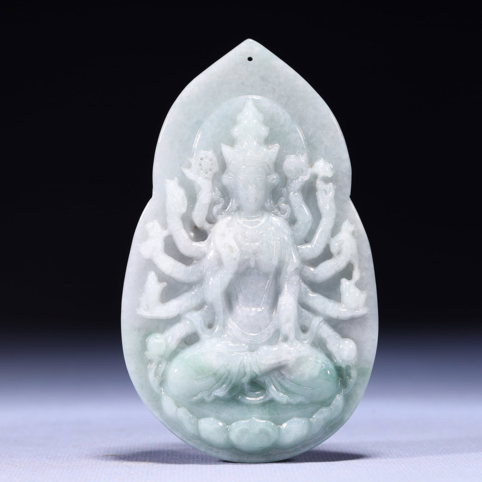 An Exquisite Jadeite Statue of Thousand-hand Guanyin Pendant: An Exquisite Jadeite Statue of Thousand-hand Guanyin Pendant,Qing Dynasty,China,Size:2.6inx0.3inx4.1in,Weight:102g