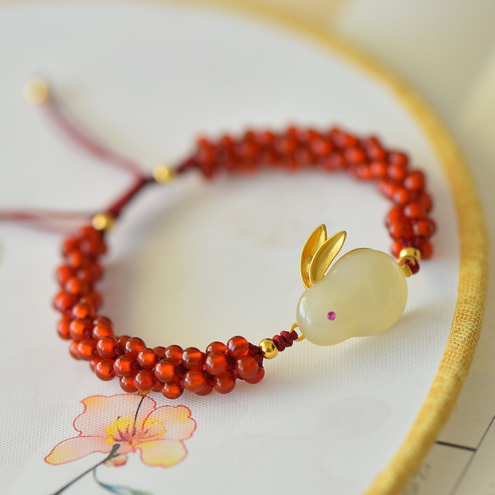 An Exquisite White Jade Bracelets - 2