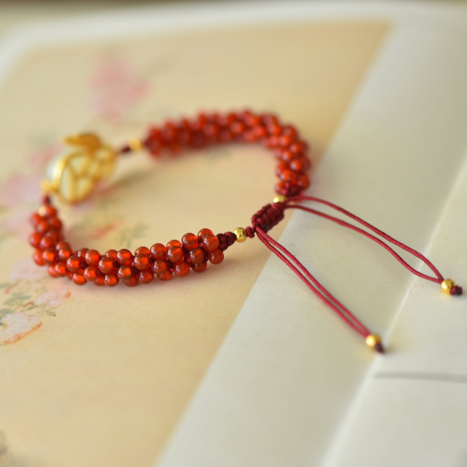 An Exquisite White Jade Bracelets - 5