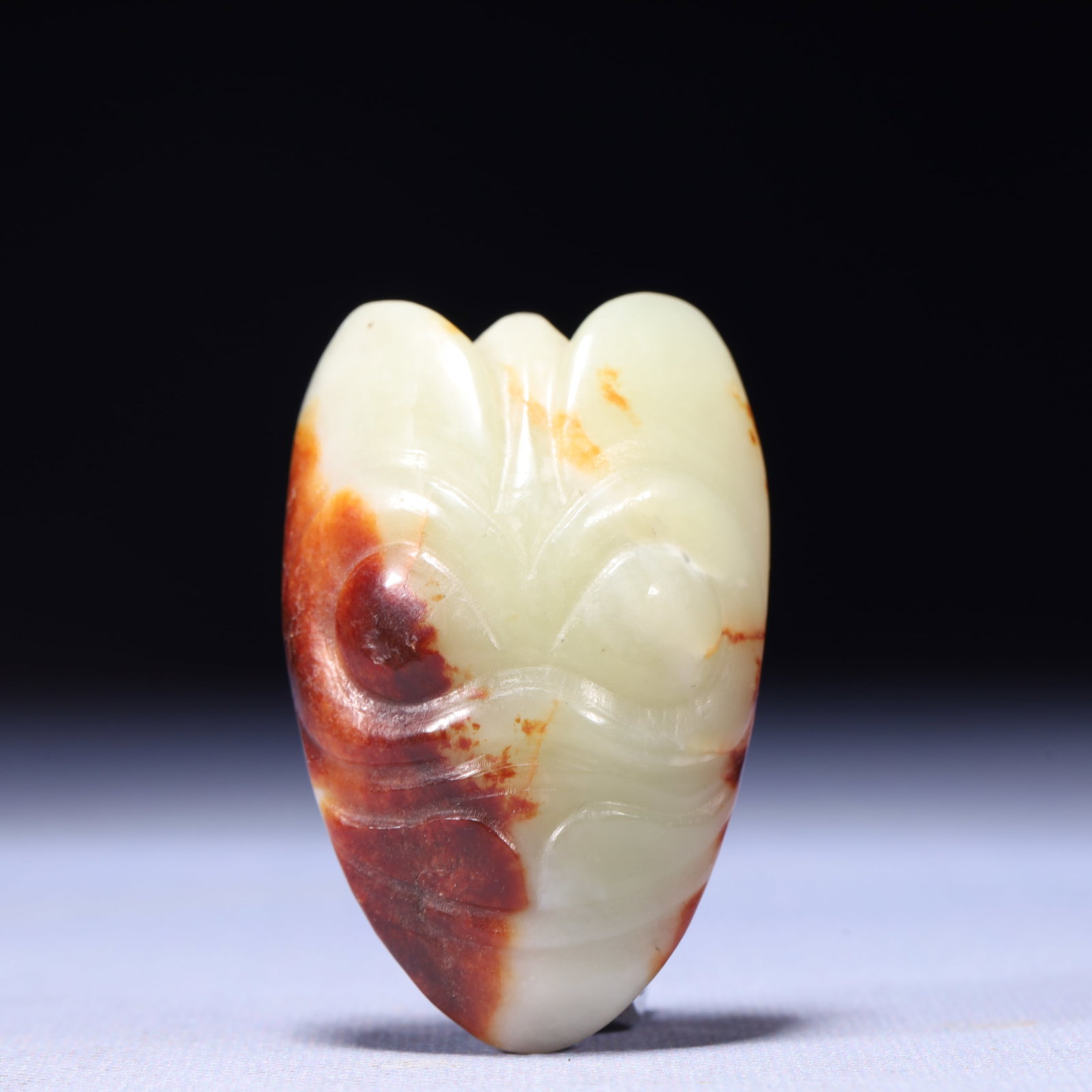 An Archaic Hongshan Culture White Jade Beast-Face Pattern Ornament: An Archaic Hongshan Culture White Jade Beast-Face Pattern Ornament,Ancient Time,China,Size:1.4inx2.6inx0.4in,Weight:69g 红山文化白玉兽面纹摆
