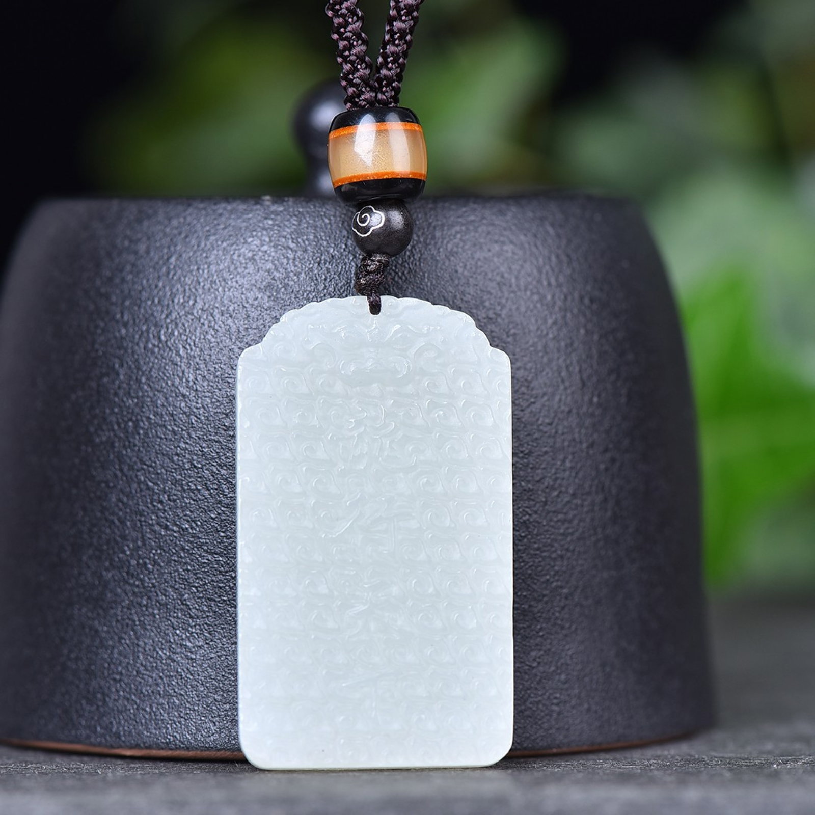 An Exquisite White Jade Dragon Pattern Pendant - 2