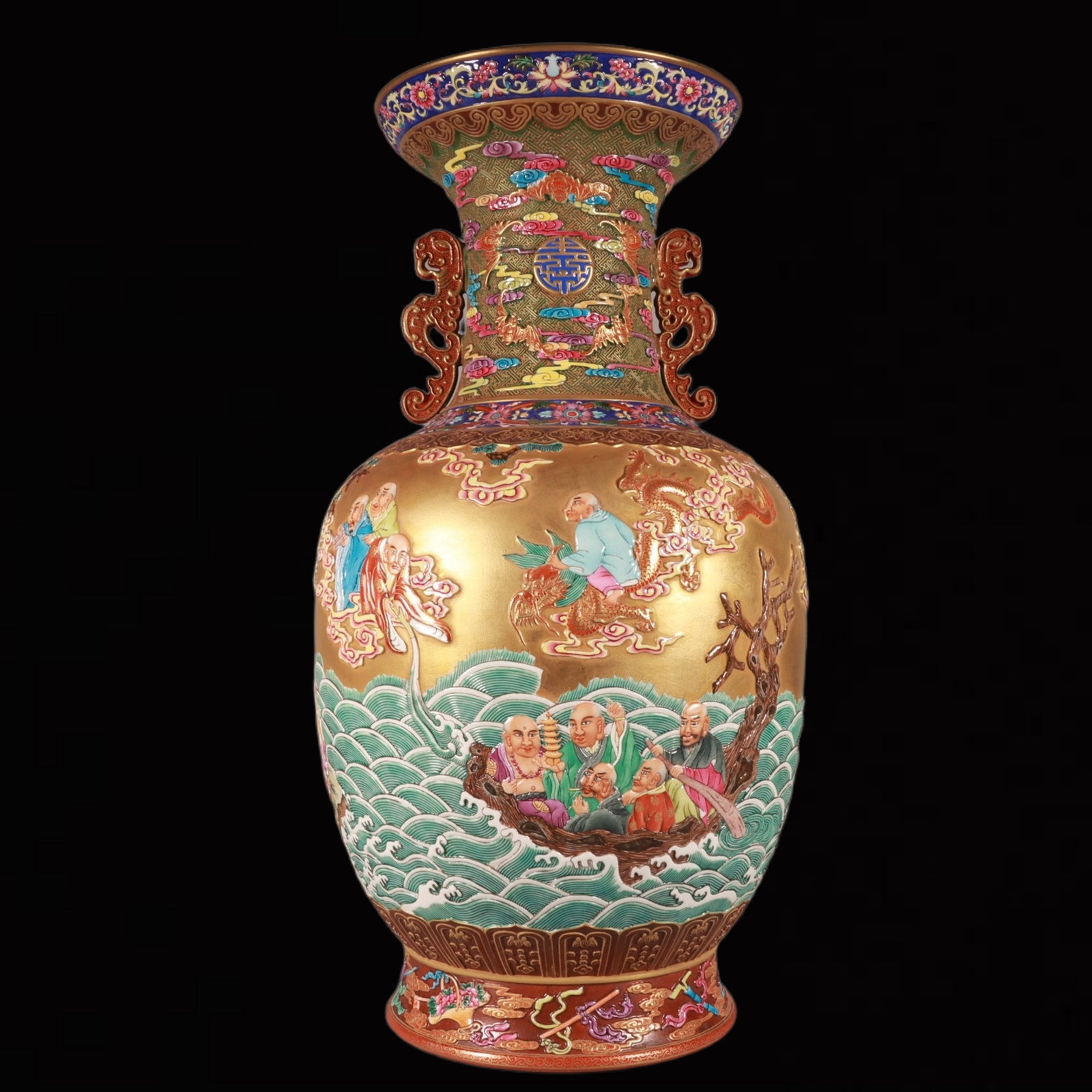 An Exquisite Enamel Gold Ground Figure Pattern Double-Ears Vase: An Exquisite Enamel Gold Ground Figure Pattern Double-Ears Vase,Qing Dynasty,China,Qianlong Six-character Mark,Size:18.8inx10.6in 珐琅彩金地人物纹ࡡ