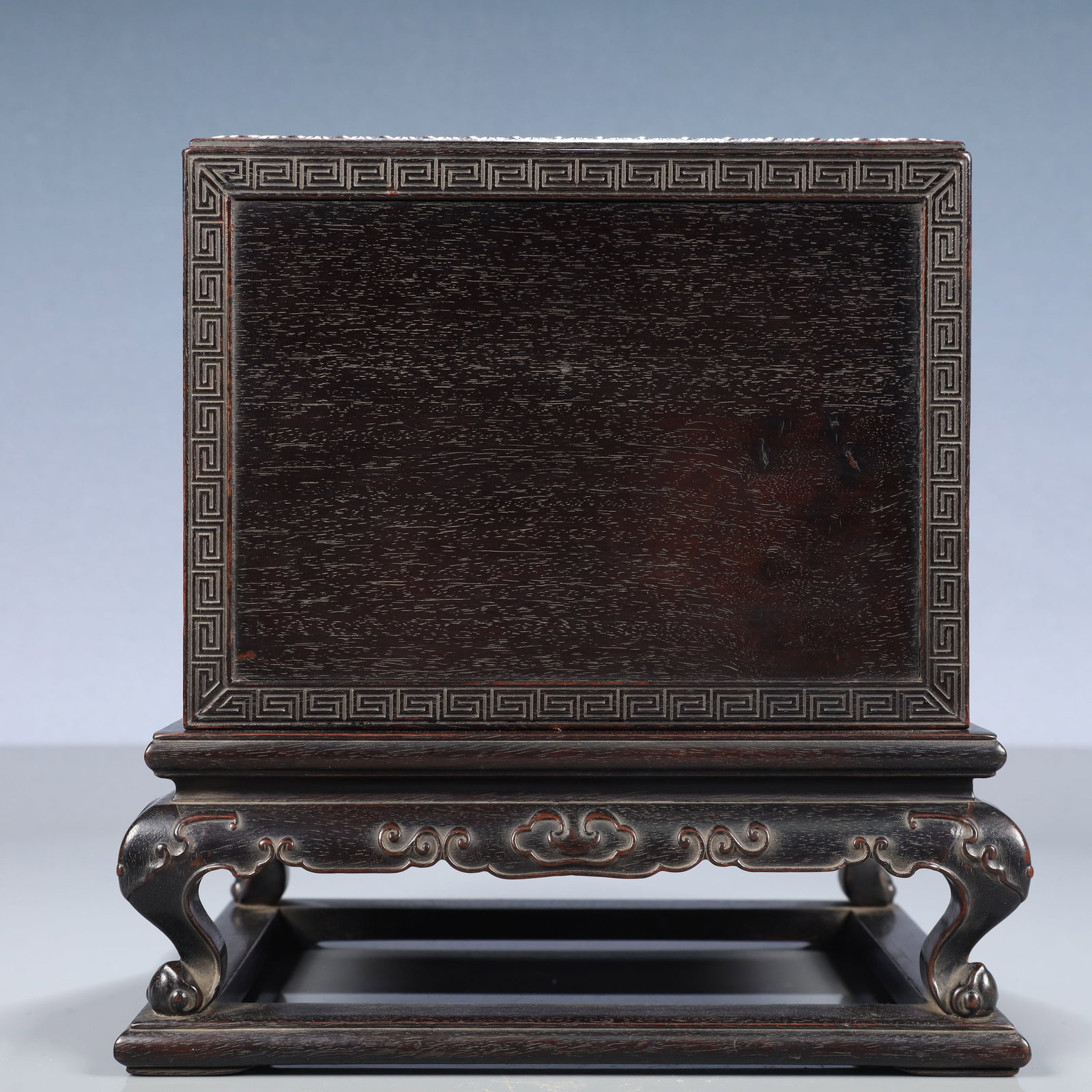 An Exquisite Zitanwood Cover Box: An Exquisite Zitanwood Cover Box,Qing Dynasty, China,Qianlong Mark,Size:8.3inx5.9inx8.7in,Weight:1300g