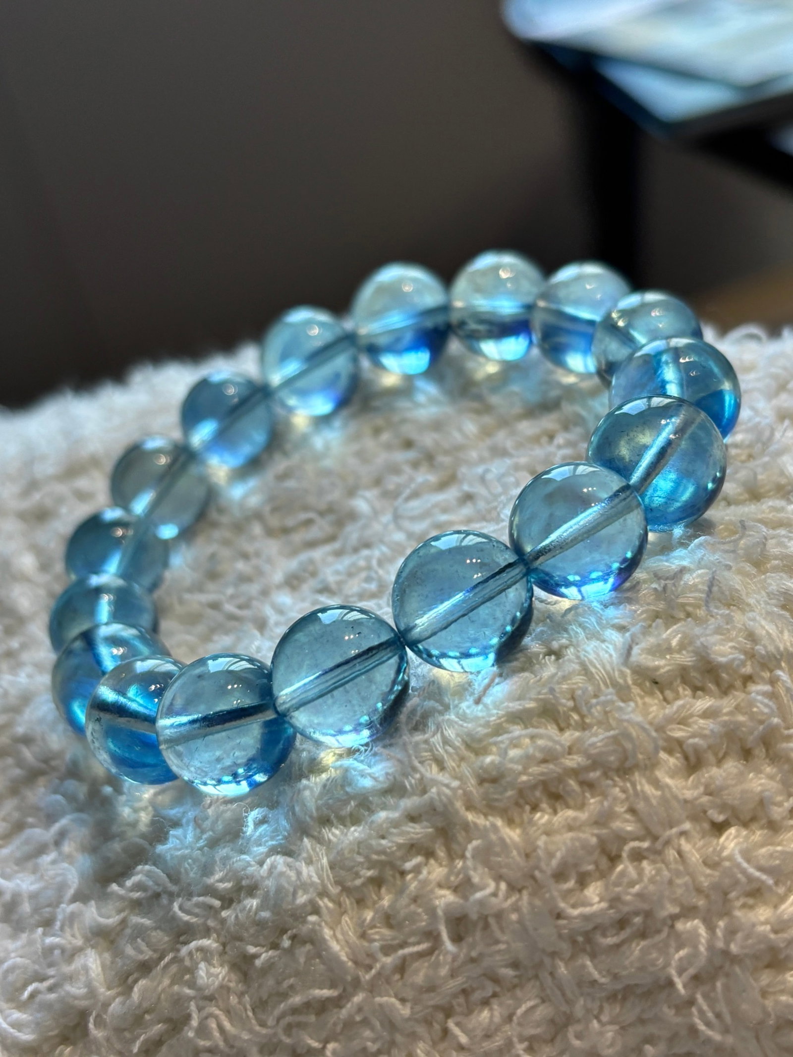 An Exquisite Aquamarine Bracelet: An Exquisite Aquamarine Bracelet,Size:0.5in,Weight:44.5g 海蓝宝手串
