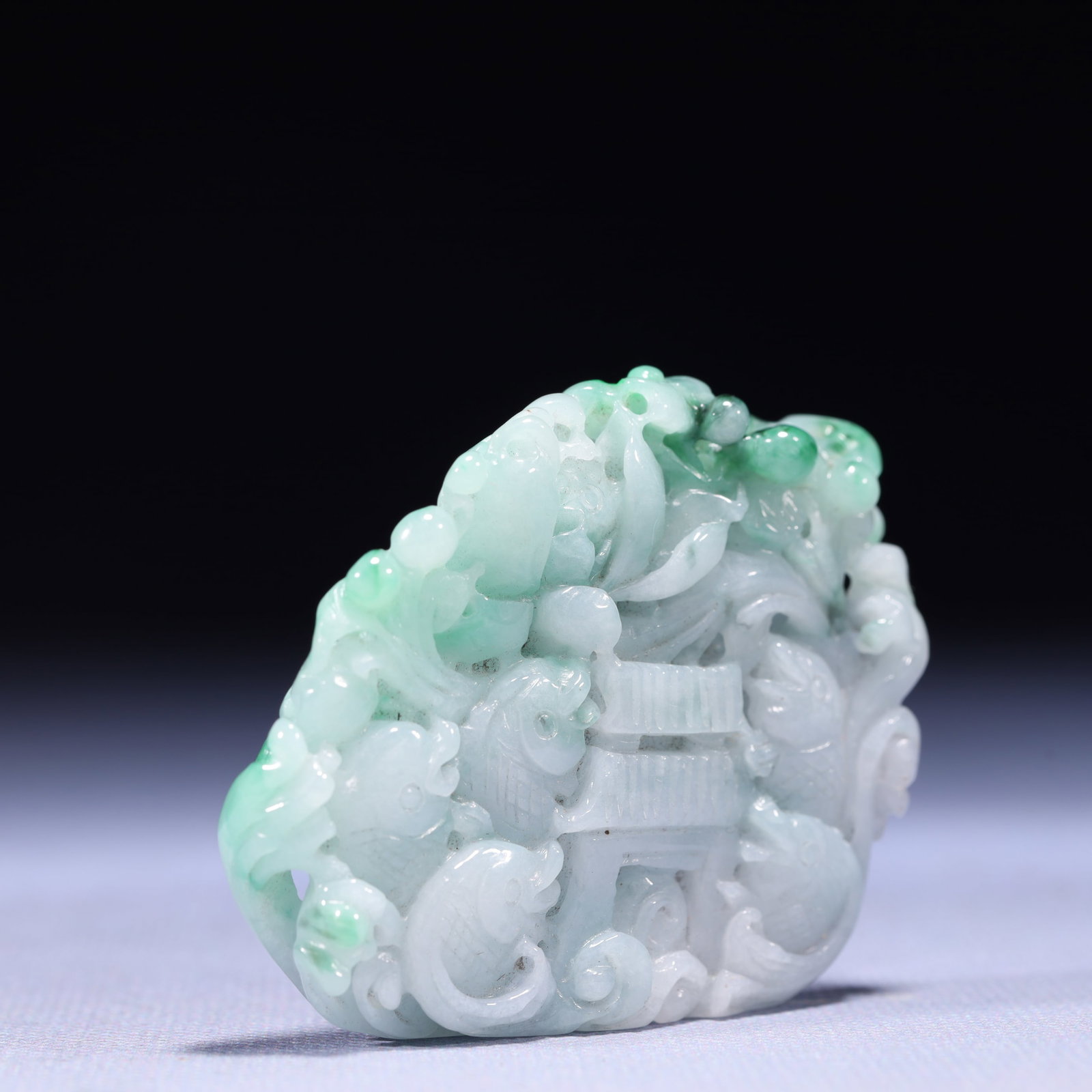 An Exquisite Jadeite Landscape Pattern Pendant - 3