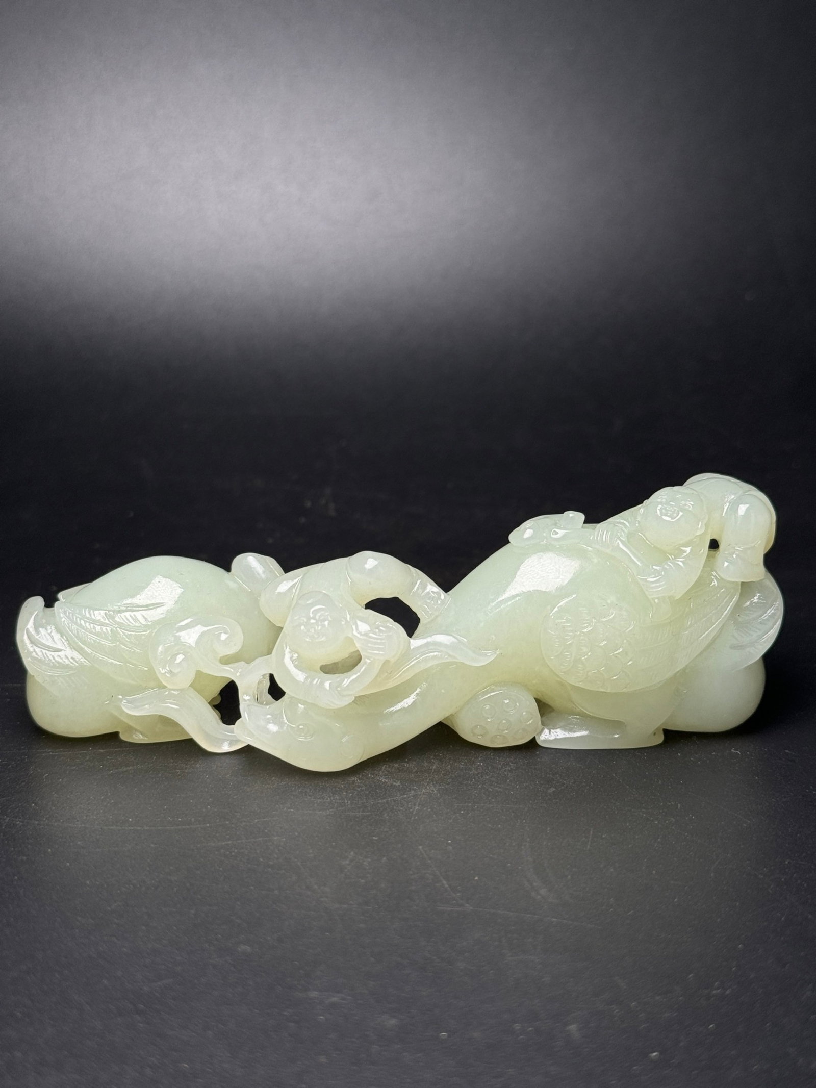 An Exquisite White Jade Goose Ornament (1 of 7)