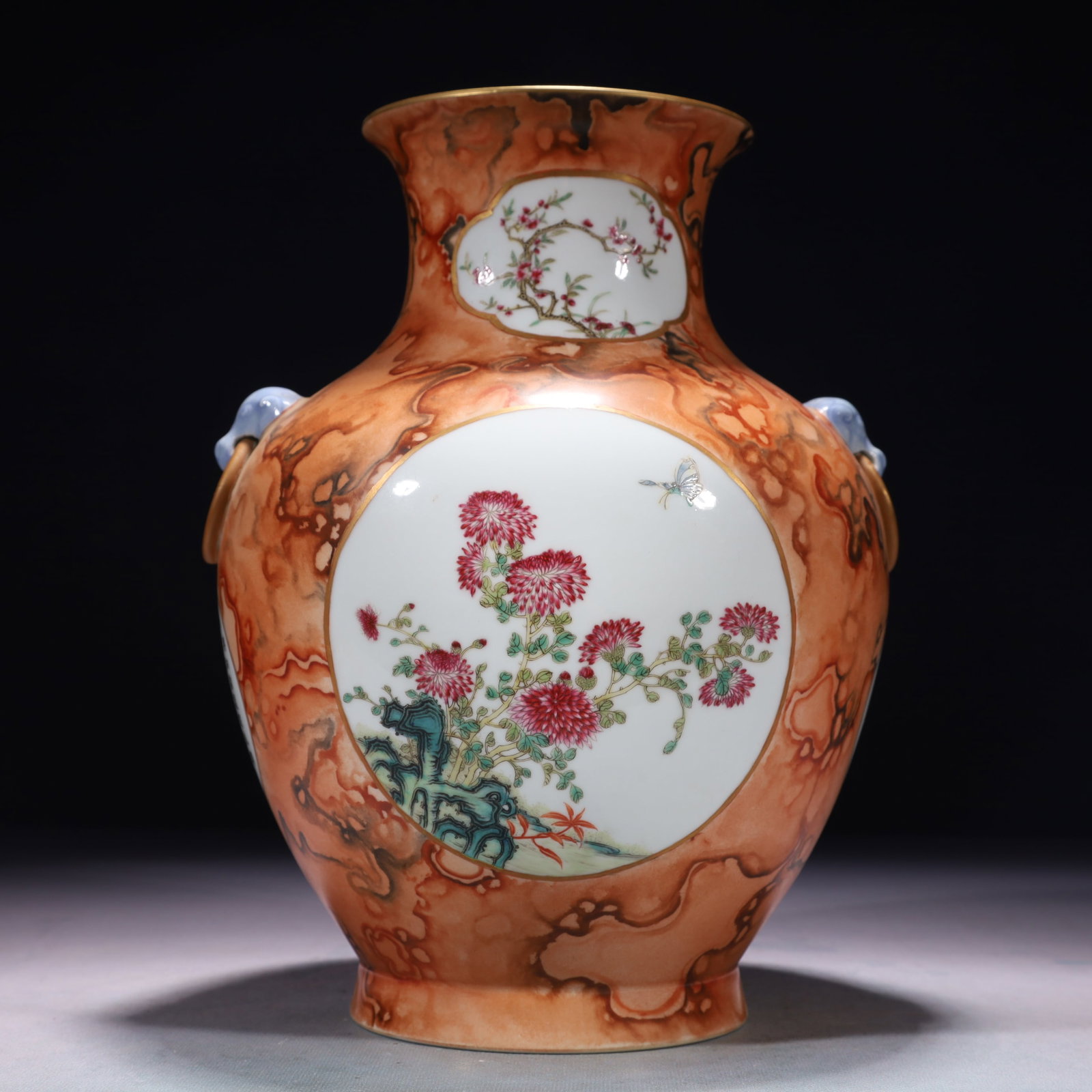An Exquisite Imitation Wood Grain Glazed Famille-Rose Painted Gold Flower Pattern Beast-Ears: An Exquisite Imitation Wood Grain Glazed Famille-Rose Painted Gold Flower Pattern Beast-Ears Vase,with poem,Qing Dynasty,China,Qianlong Six-character Mark,Size:7.9inx11in,Weight:2050g 木纹