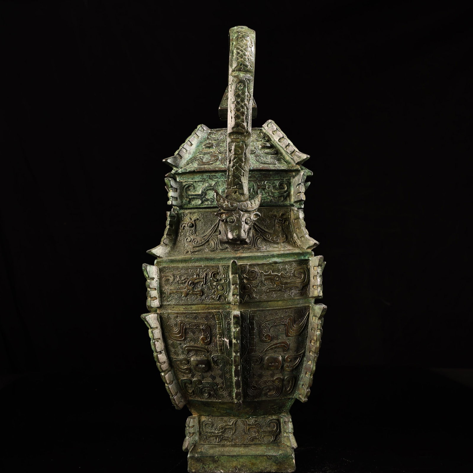 An Exquisite Bronze Beast-Face Pattern Loop-Handled Pot - 3