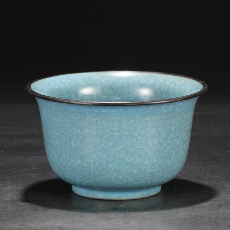 An Exquisite Ru yao Sky Blue Glazed Cover with Silver Brush Washer,With an Imperial Poem by Emperor: An Exquisite Ru yao Sky Blue Glazed Cover with Silver Brush Washer,With an Imperial Poem by Emperor Qianlong,Song Dynasty, China,Size:4.3inx7.3in汝窑天蓝釉银口