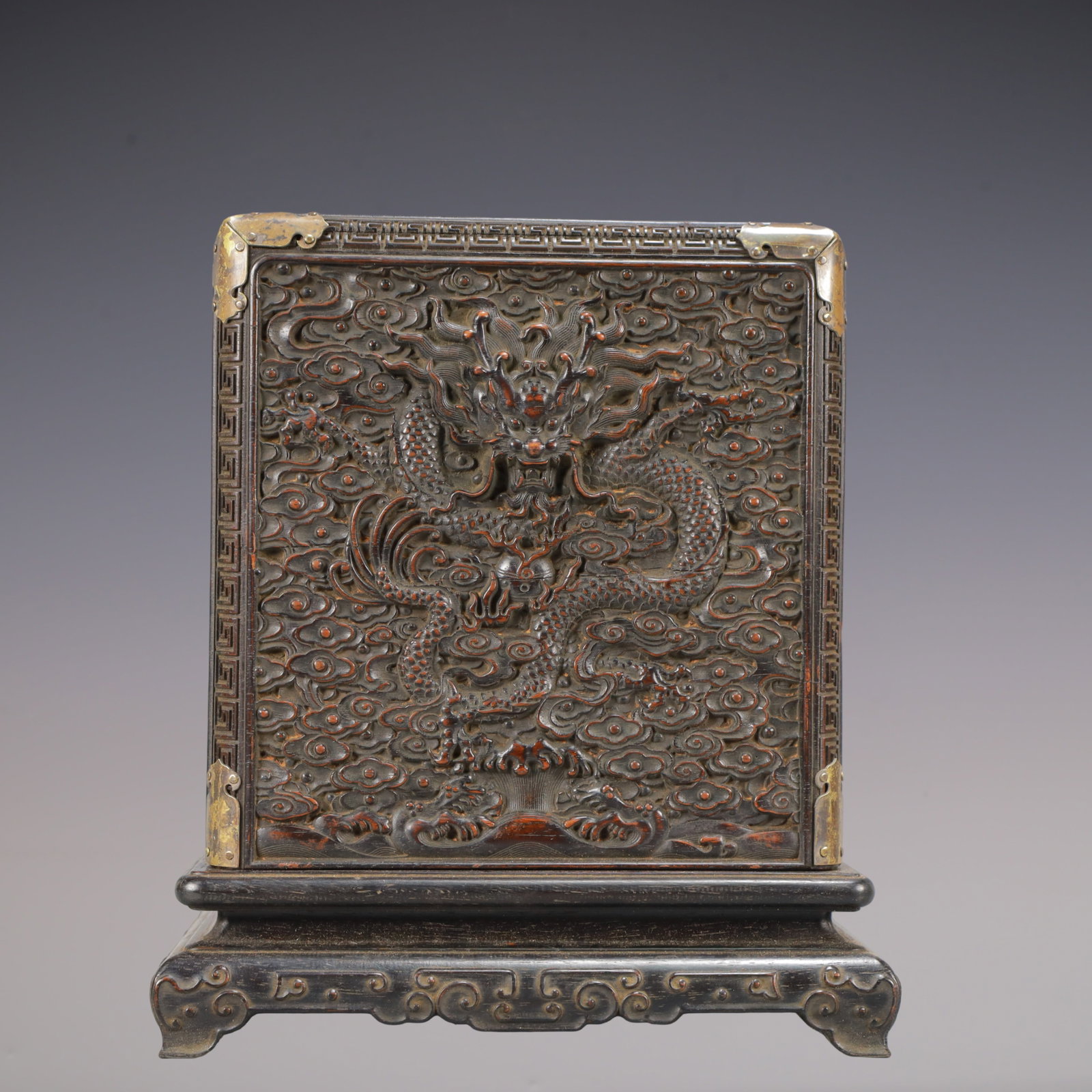 A Exquisite Zitanwood Dragon Pattern Box: A Exquisite Zitanwood Dragon Pattern Box Qing Dynasty, China Size:8inx8inx3.5in Weight:2200g紫檀木龙纹盒 中国清代 Size:20.2cmx20.2cmx8.8cm W