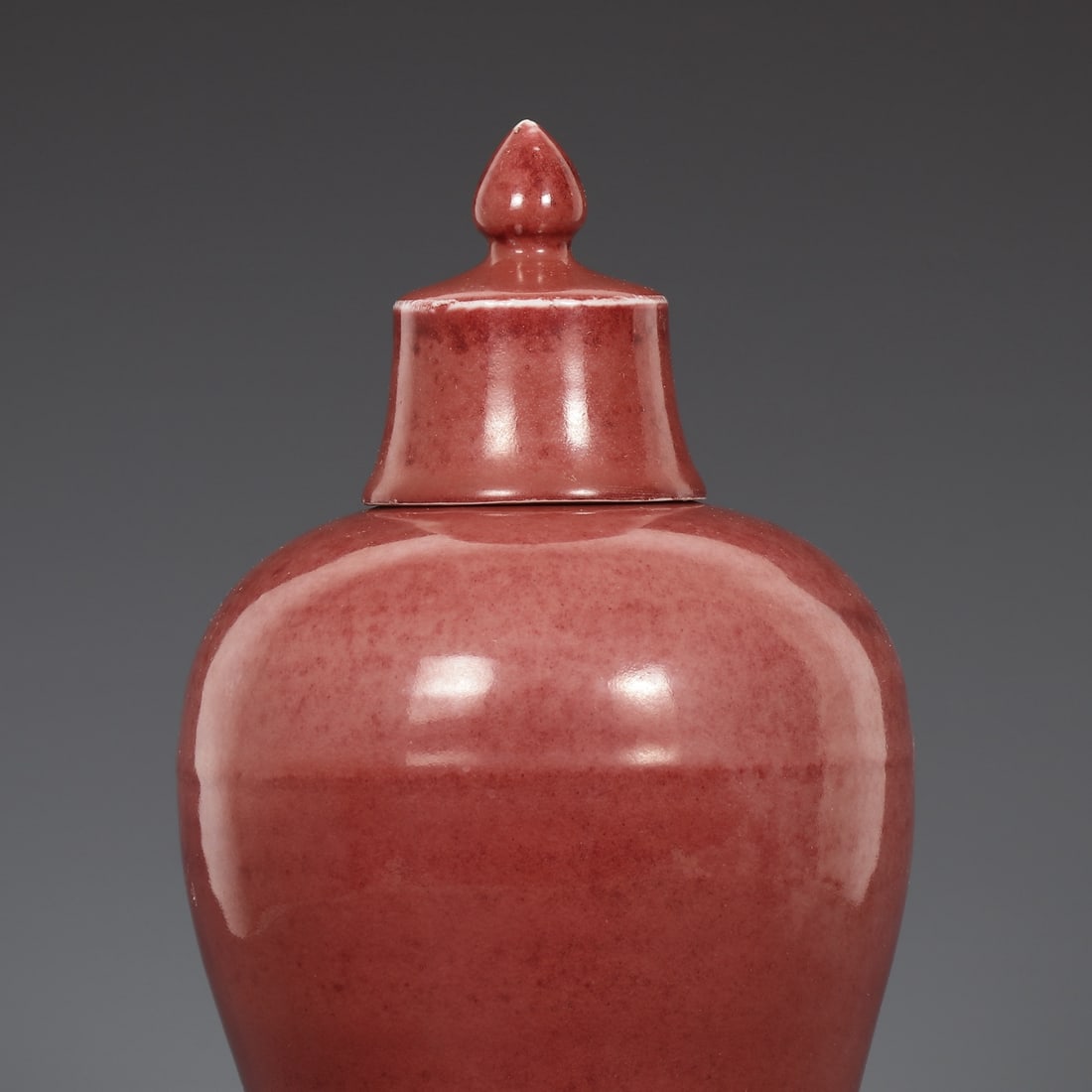A Rare Ruby red-Glazed Bottle - 2
