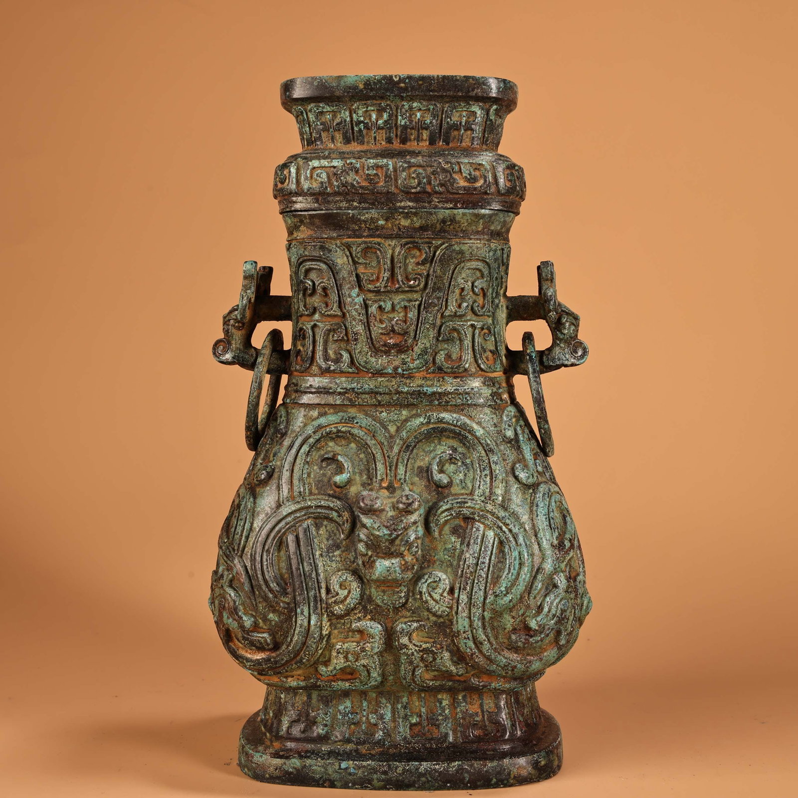 An Archaic Bronze Beast-Face Pattern Beast-Ears Vase (1 of 11)