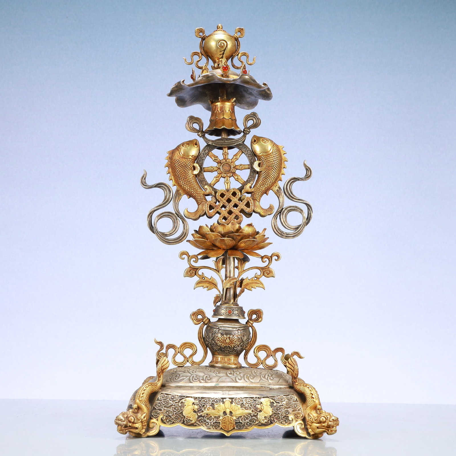 A Exquisite Gilt Silver Bats and Peach Pattern Lotus Pattern Ornament: A Exquisite Gilt Silver Bats and Peach Pattern Lotus Pattern Ornament Tang Dynasty, China Size:9.4inx6.3inx18.9in