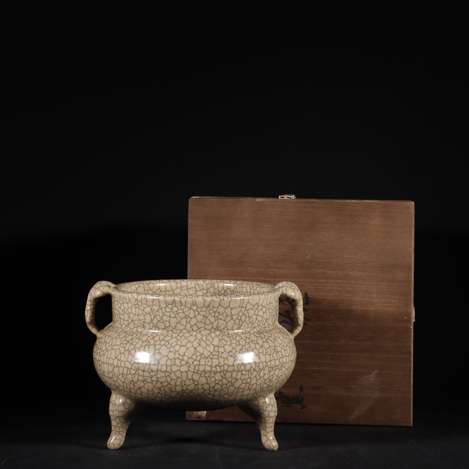 An Exquisite Ge yao Yellow Glazed Double-Ears Tripod Censer: An Exquisite Ge yao Yellow Glazed Double-Ears Tripod Censer,Song