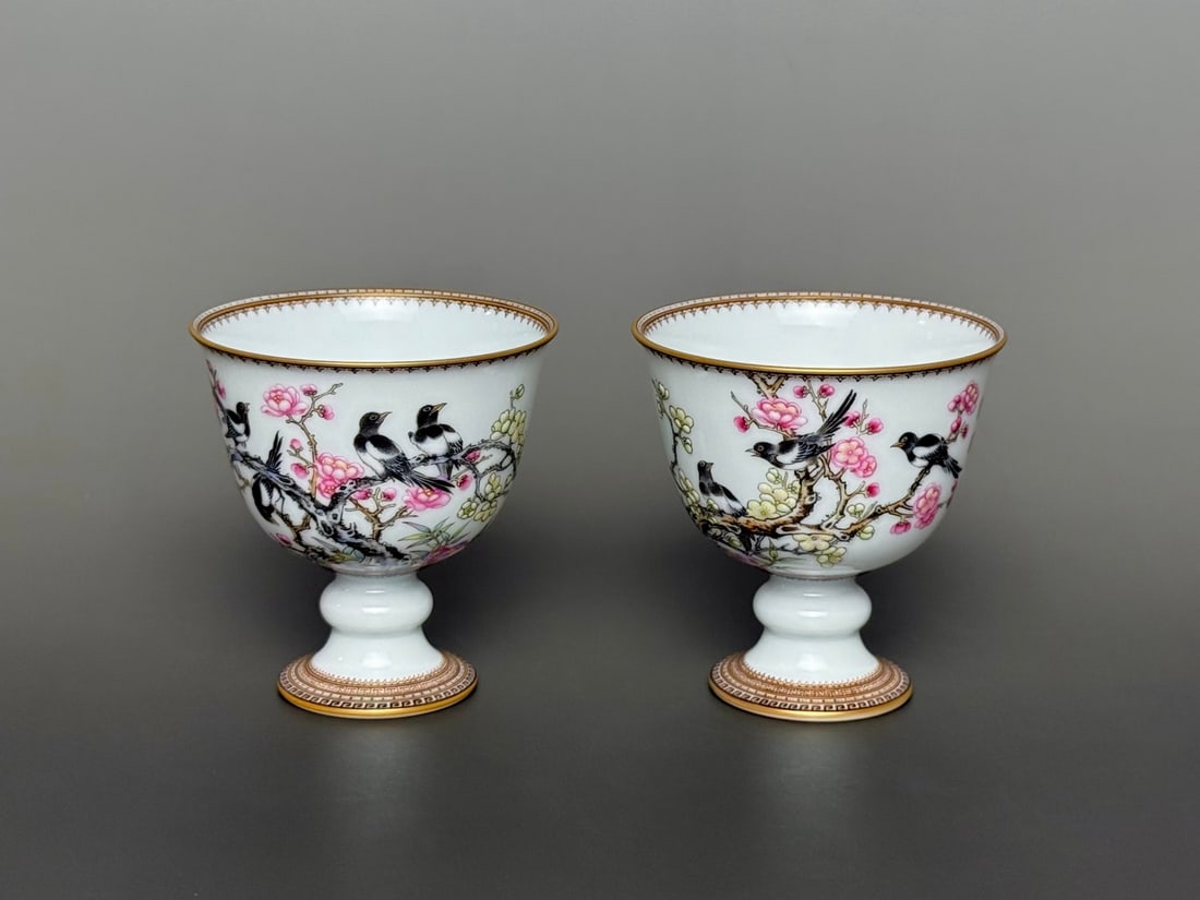 A Pair of Exquisite Famille-Rose Painted Gold Flower and Bird Pattern Stem Cups,With Poem: A Pair of Exquisite Famille-Rose Painted Gold Flower and Bird Pattern Stem Cups,With Poem,Qing Dynasty,China,Yongzheng Four-character Mark,Size:2.6inx2.7inx1.5in一对粉彩描
