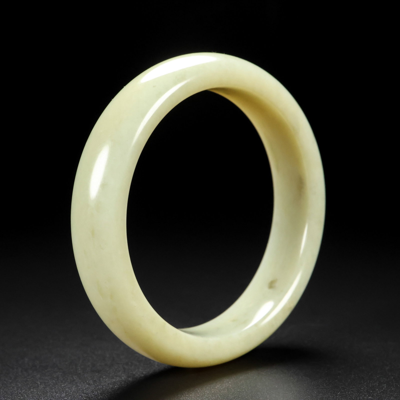 An Exquisite White Jade Bracelets - 2