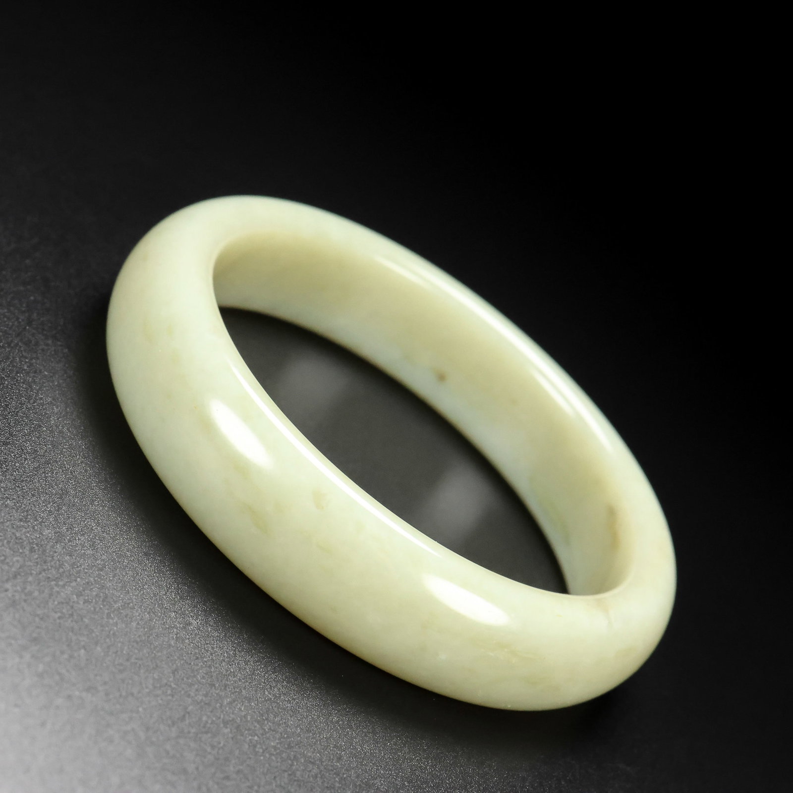 An Exquisite White Jade Bracelets - 4