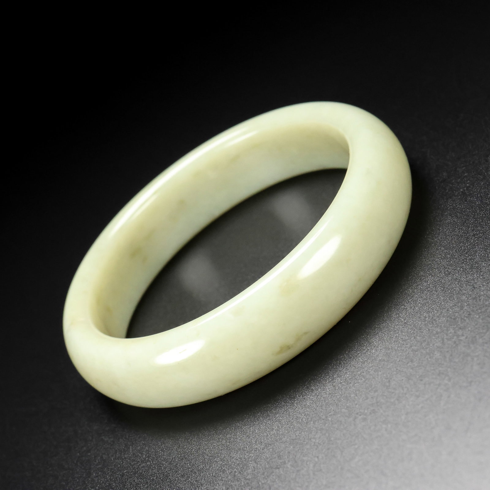 An Exquisite White Jade Bracelets - 5